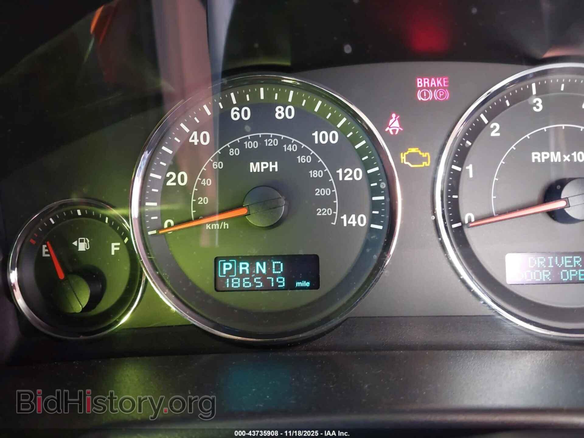 2006 JEEP COMMANDER - VIN: 1J8HG48KX6C313567 - Photo 7