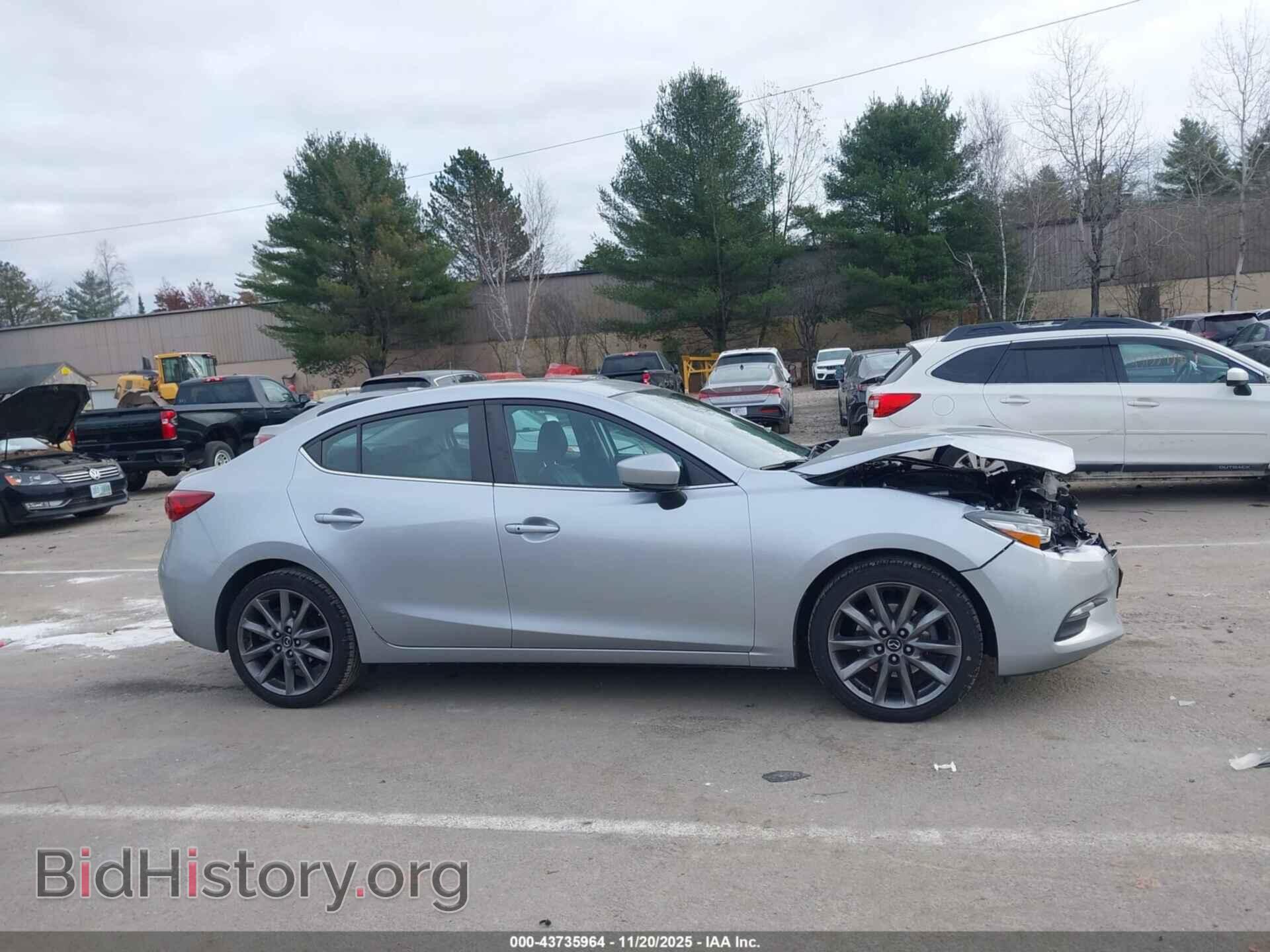 2018 MAZDA MAZDA3 - VIN: 3MZBN1V36JM265102 - Фото 13