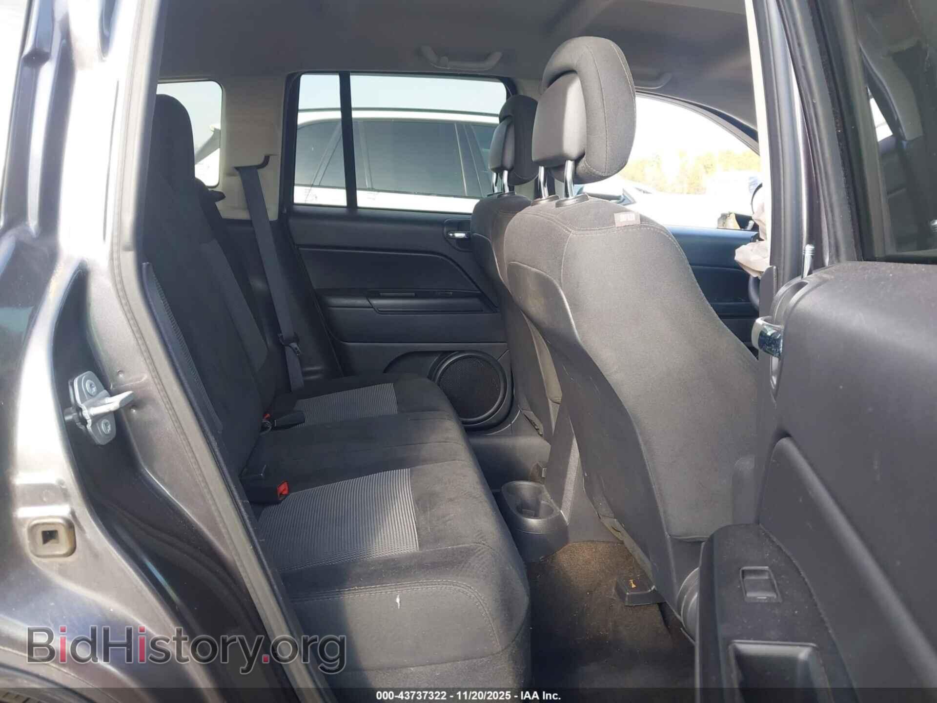 2016 JEEP COMPASS - VIN: 1C4NJDBB1GD572044 - Фото 8
