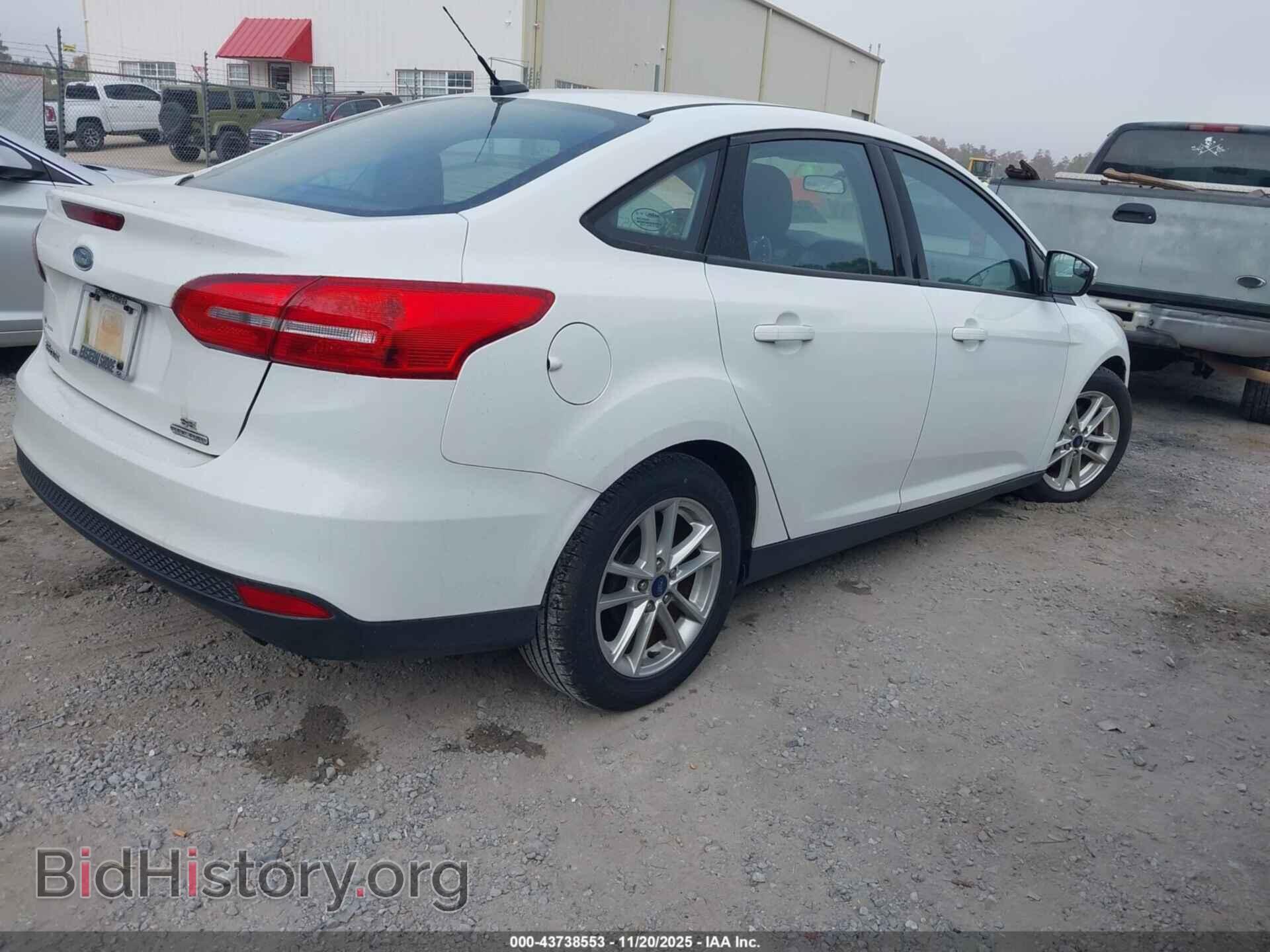 2016 FORD FOCUS - VIN: 1FADP3F2XGL300795 - Фото 4