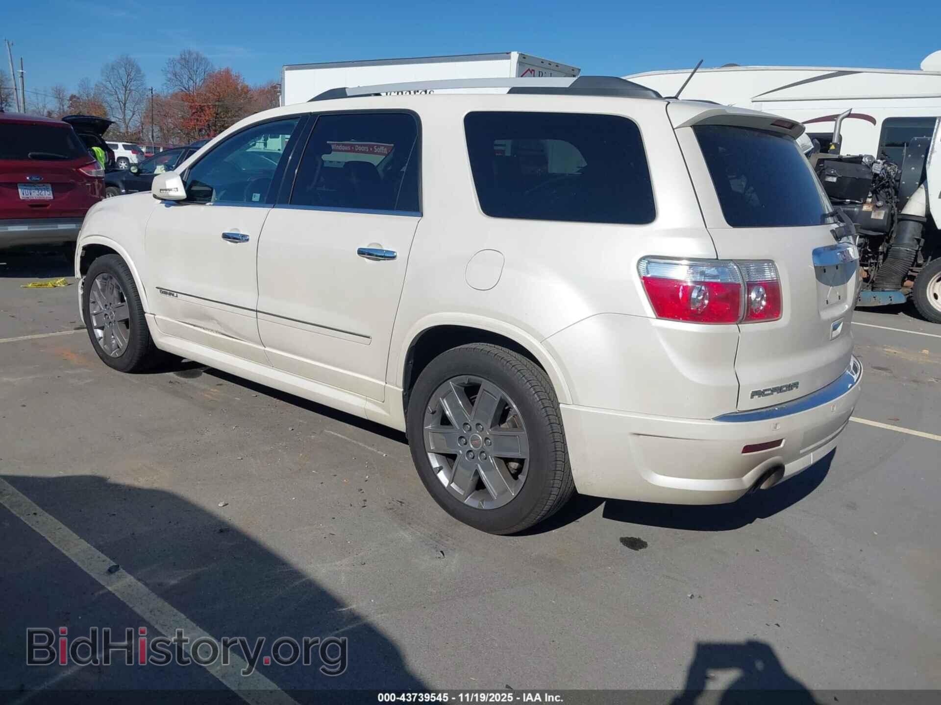 2011 GMC ACADIA - VIN: 1GKKVTED5BJ242016 - Фото 3