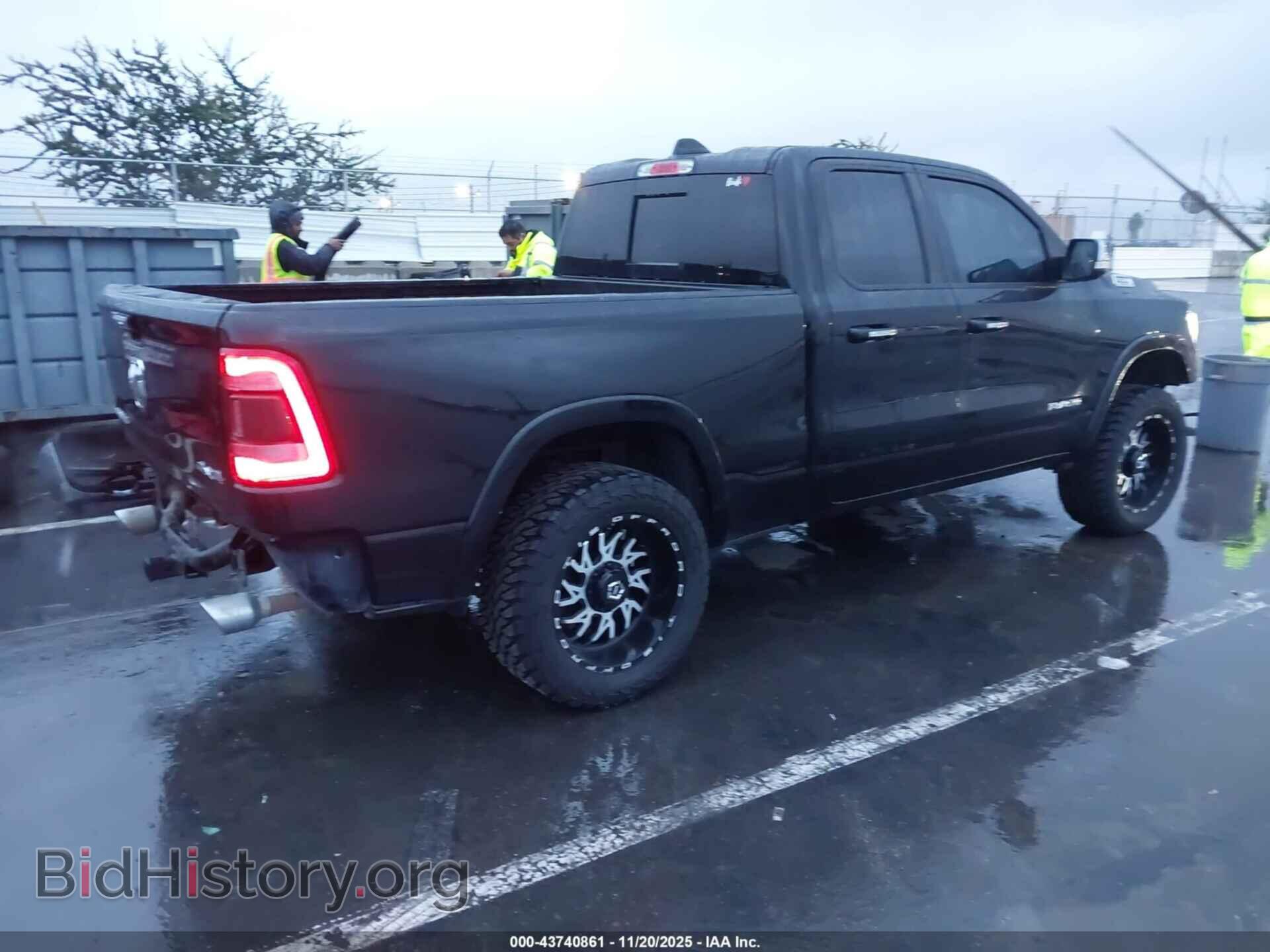 2020 RAM 1500 - VIN: 1C6SRFDTXLN263052 - Фото 4