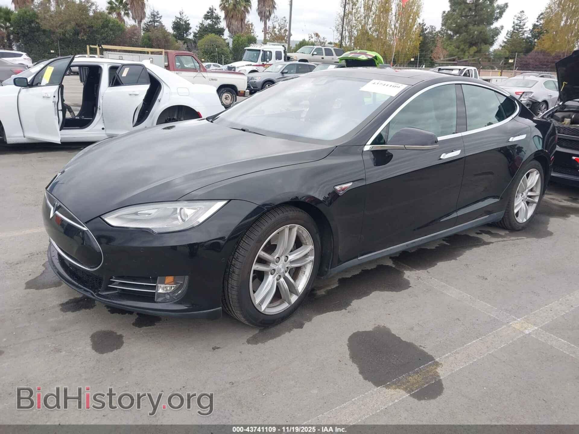 2015 TESLA MODEL S - VIN: 5YJSA1E16FF107254 - Фото 2