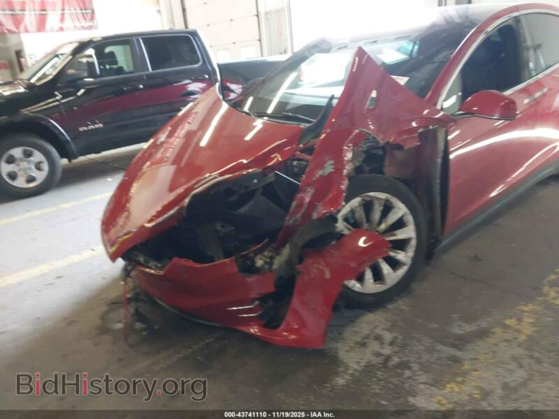2016 Tesla MODEL X (VIN 5YJXCBE26GF027730) — photo 6 of 17
