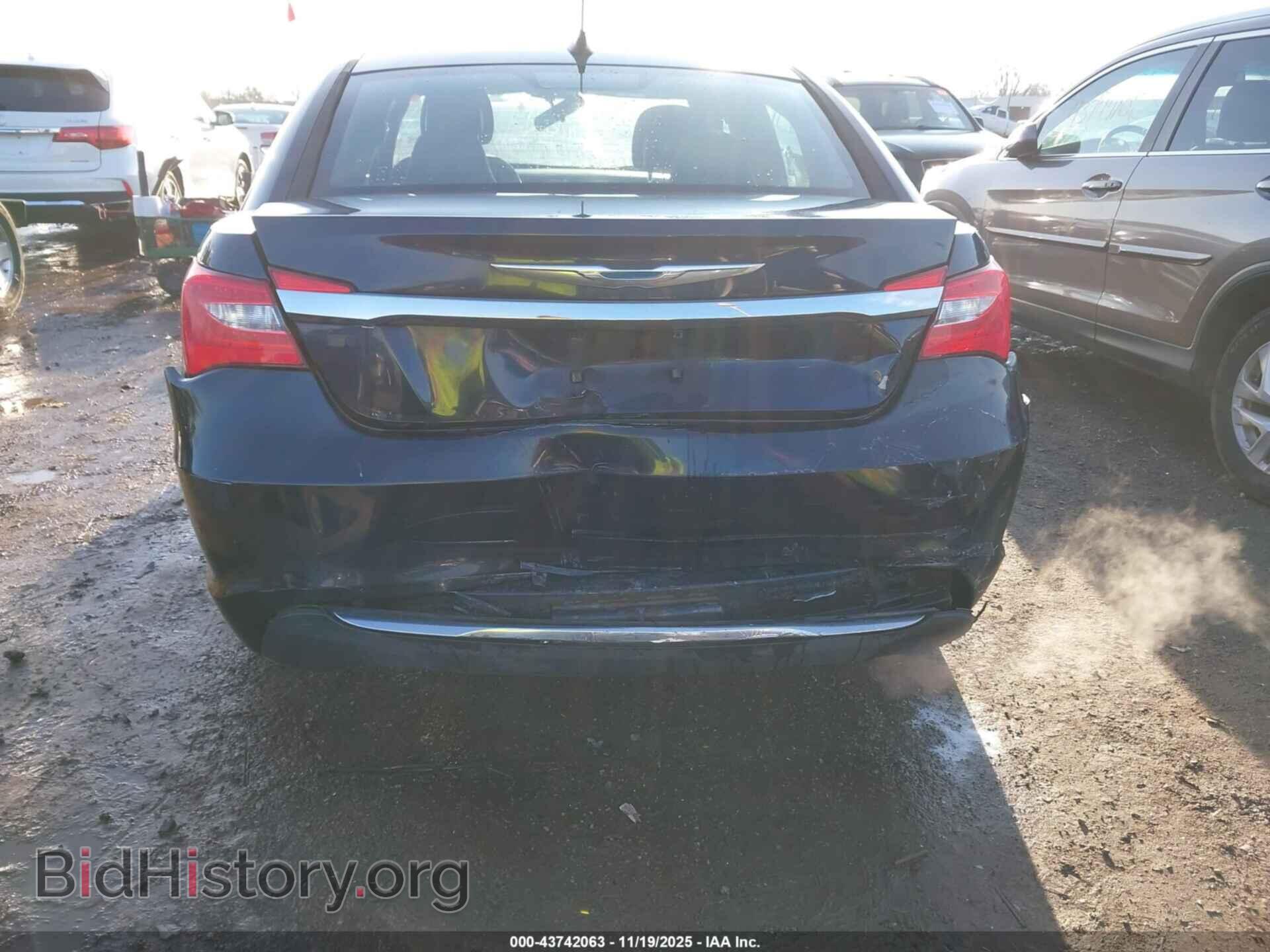 2011 CHRYSLER 200 - VIN: 1C3BC1FB6BN595008 - Фото 6