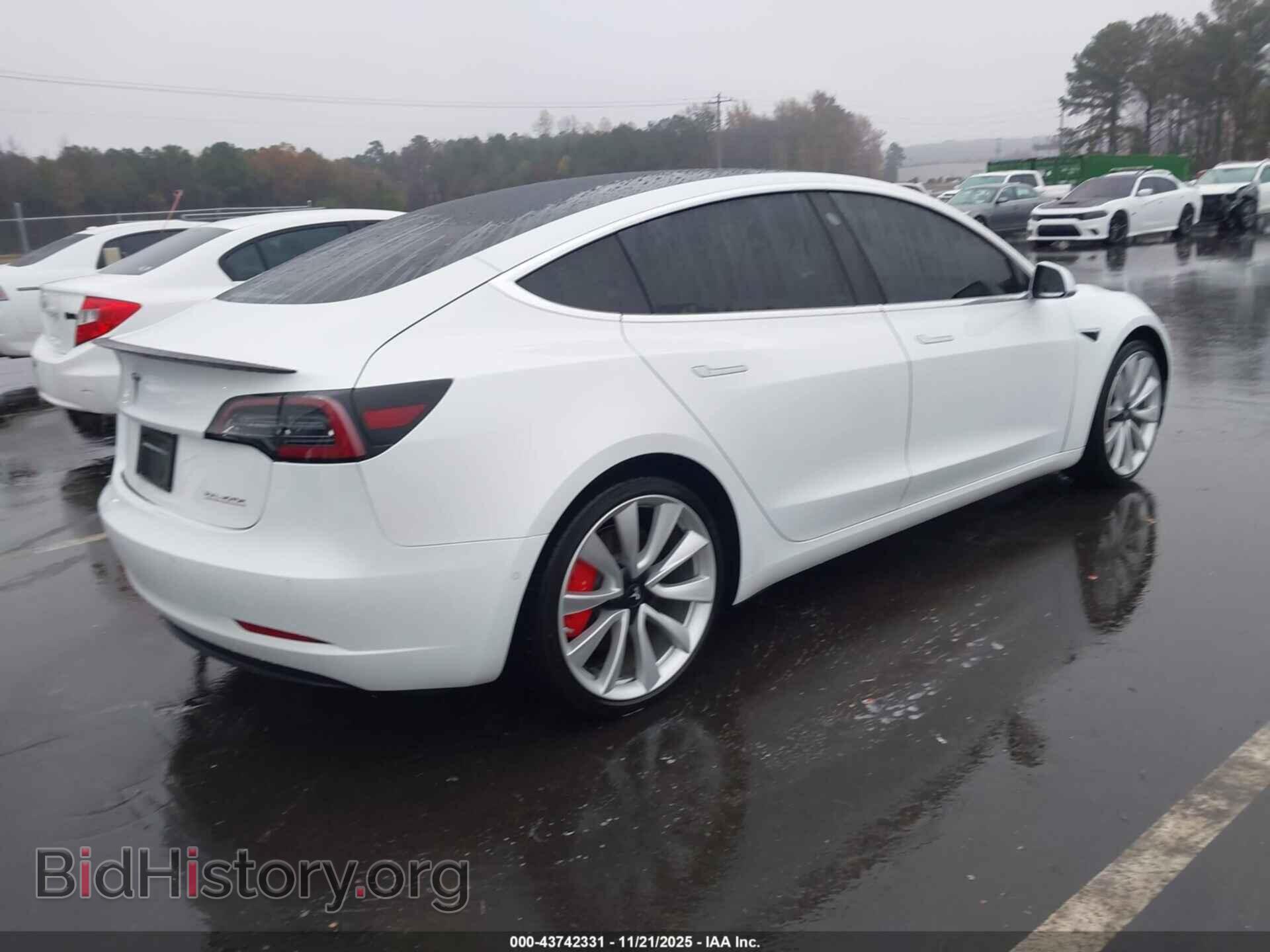 2019 TESLA MODEL 3 - VIN: 5YJ3E1EB0KF487607 - Фото 4