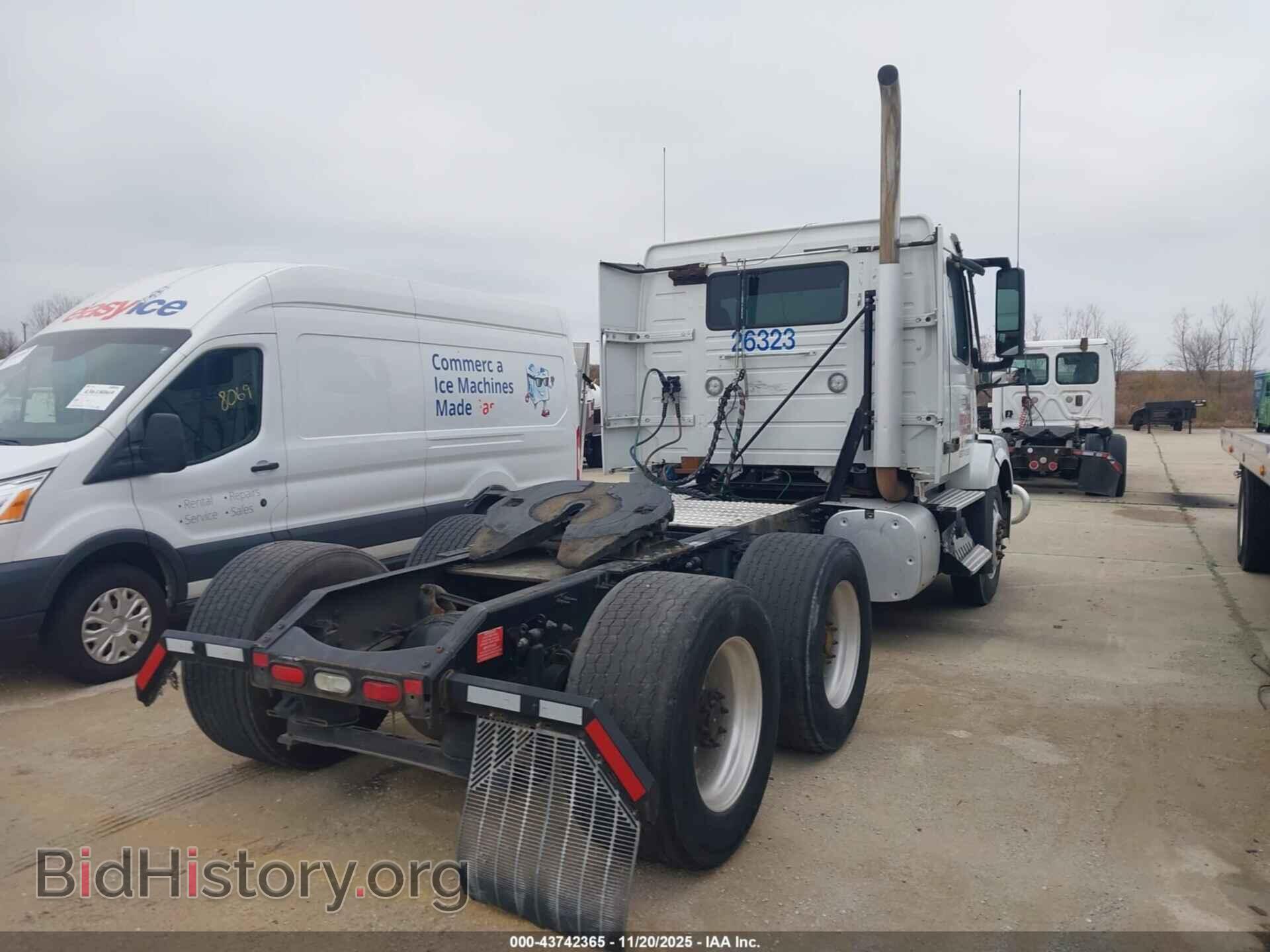 2016 VOLVO VN - VIN: 4V4NC9EH2GN948689 - Фото 4