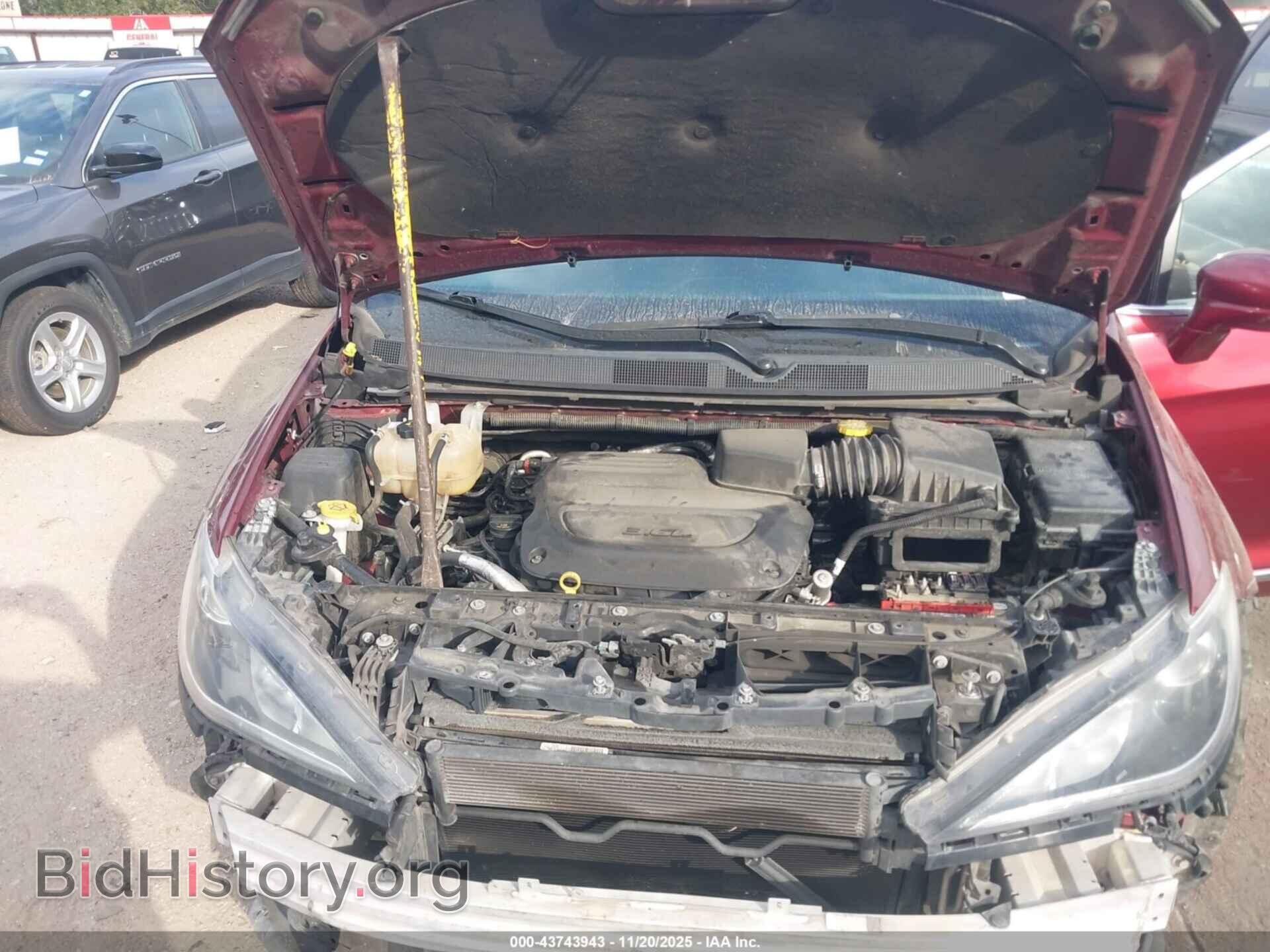 2019 CHRYSLER PACIFICA - VIN: 2C4RC1BG8KR539313 - Фото 10