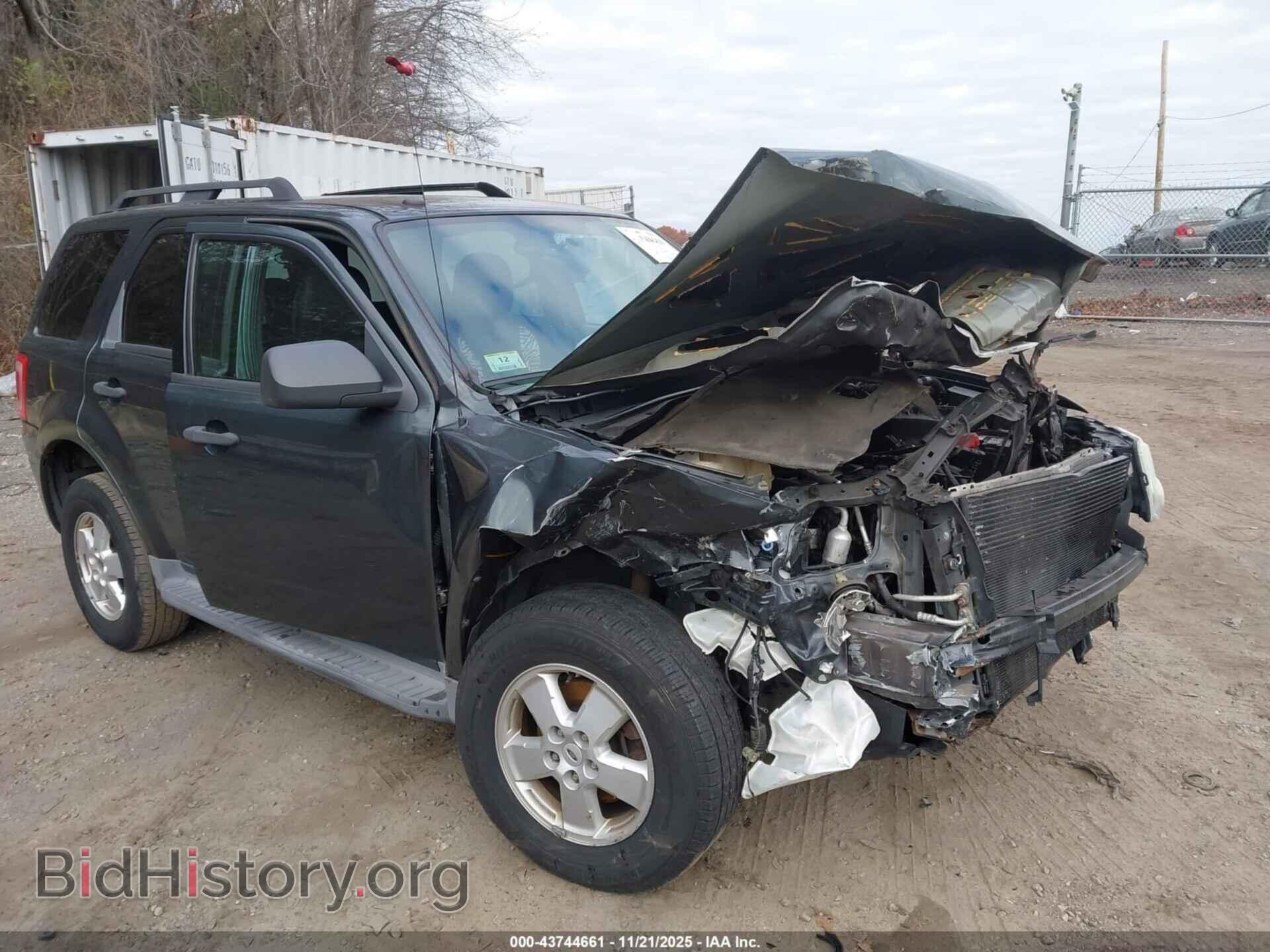 2009 FORD ESCAPE - VIN: 1FMCU037X9KB08908 - Фото 2
