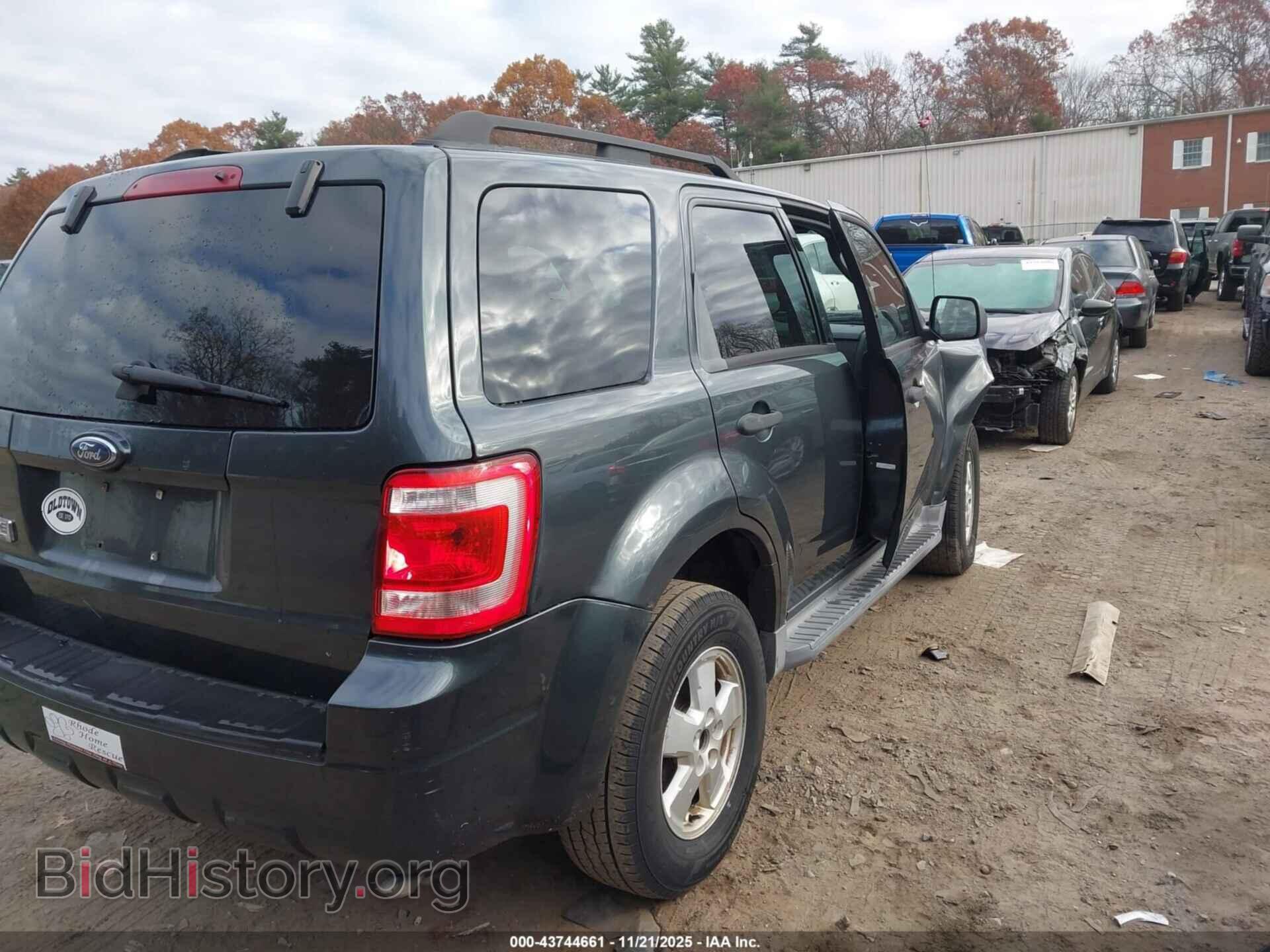 2009 FORD ESCAPE - VIN: 1FMCU037X9KB08908 - Фото 4