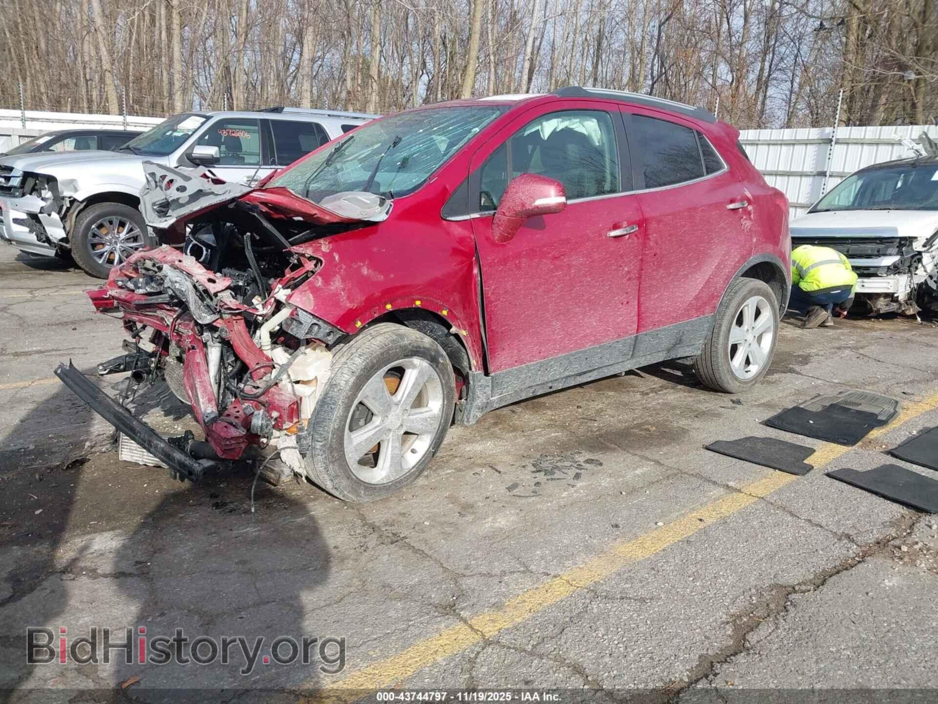 2015 BUICK ENCORE - VIN: KL4CJESB2FB075781 - Photo 2