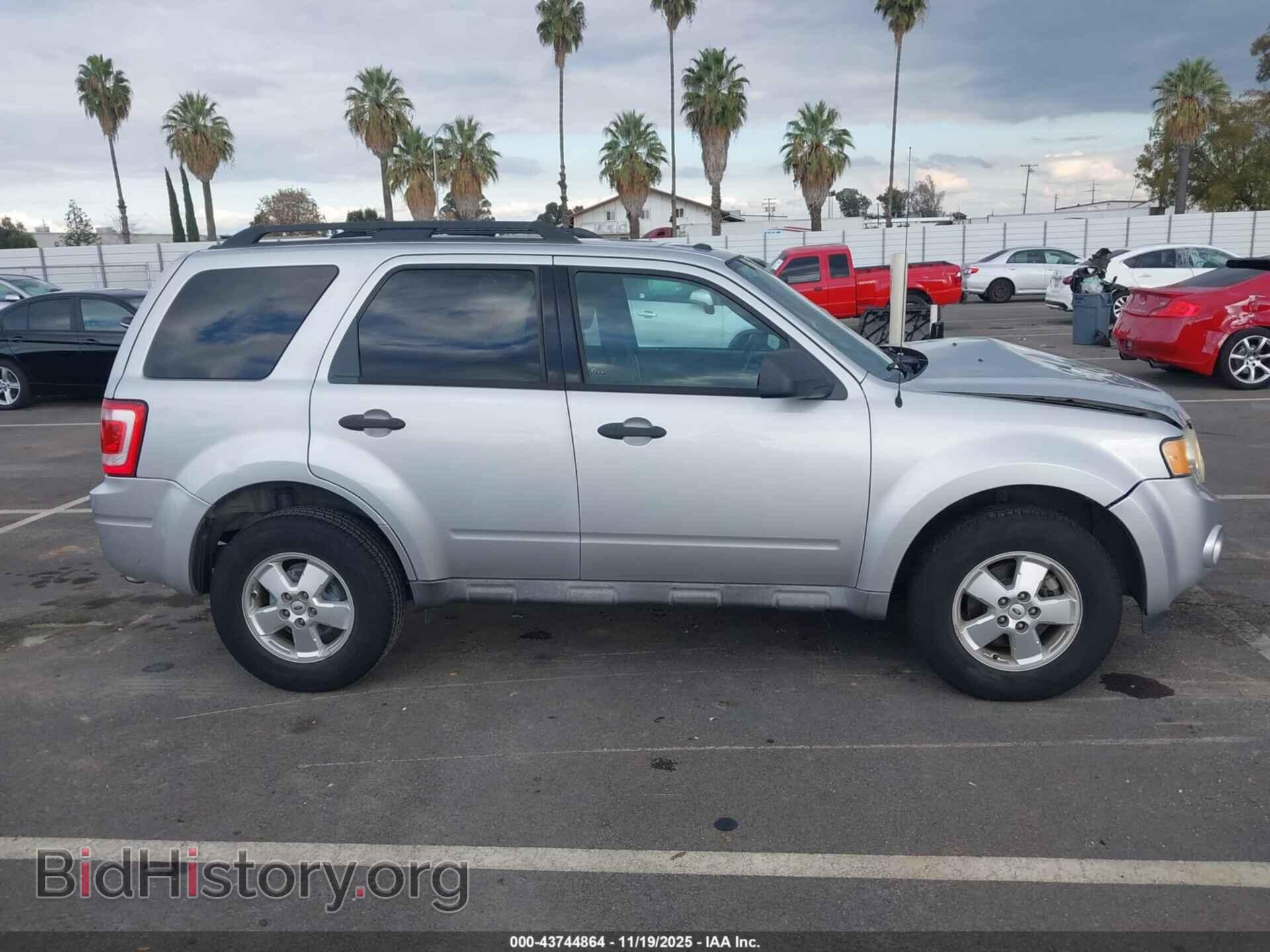 2011 FORD ESCAPE - VIN: 1FMCU0DG2BKC10885 - Фото 13