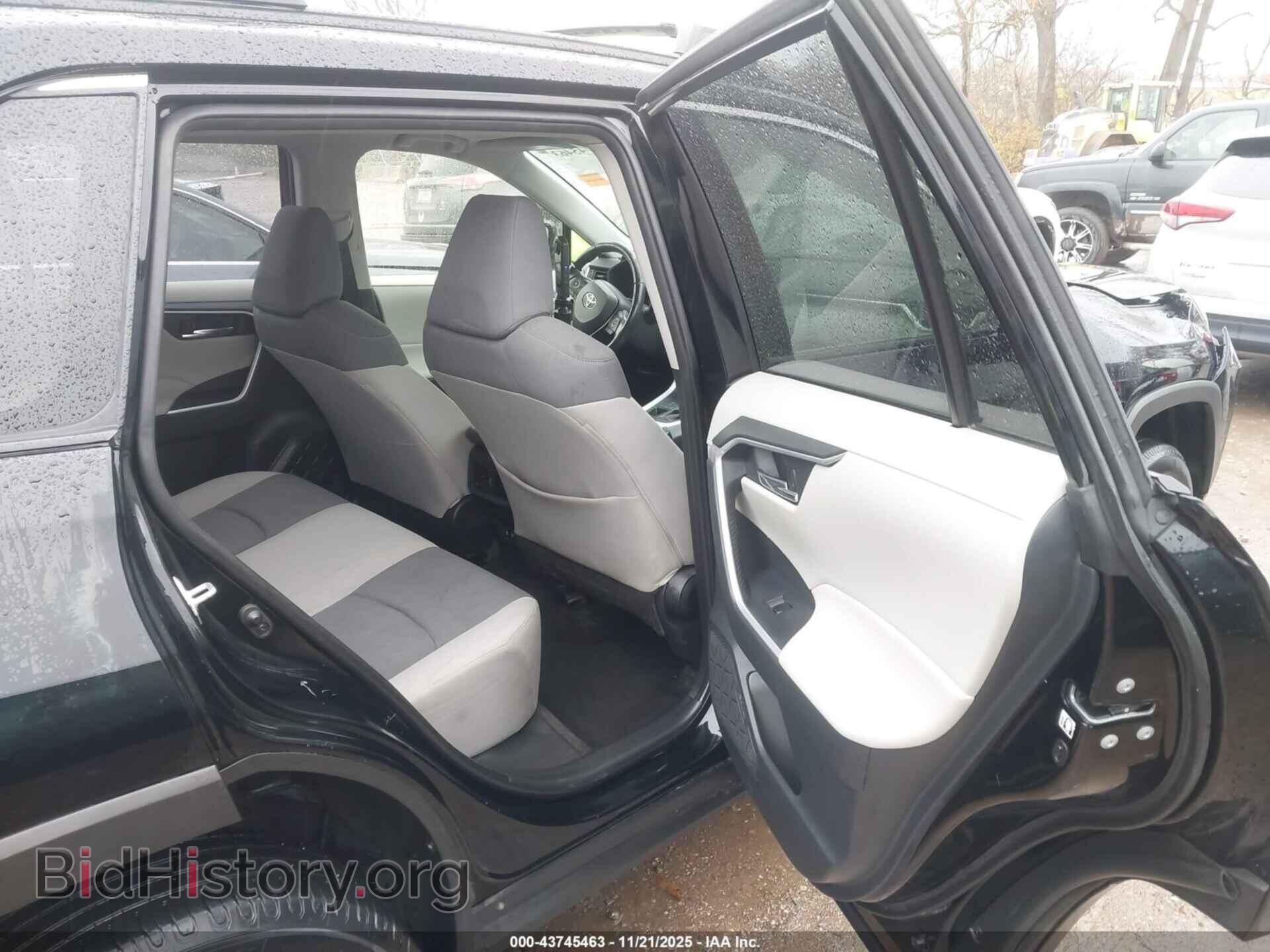 2019 TOYOTA RAV4 - VIN: JTMP1RFVXKD518843 - Фото 8