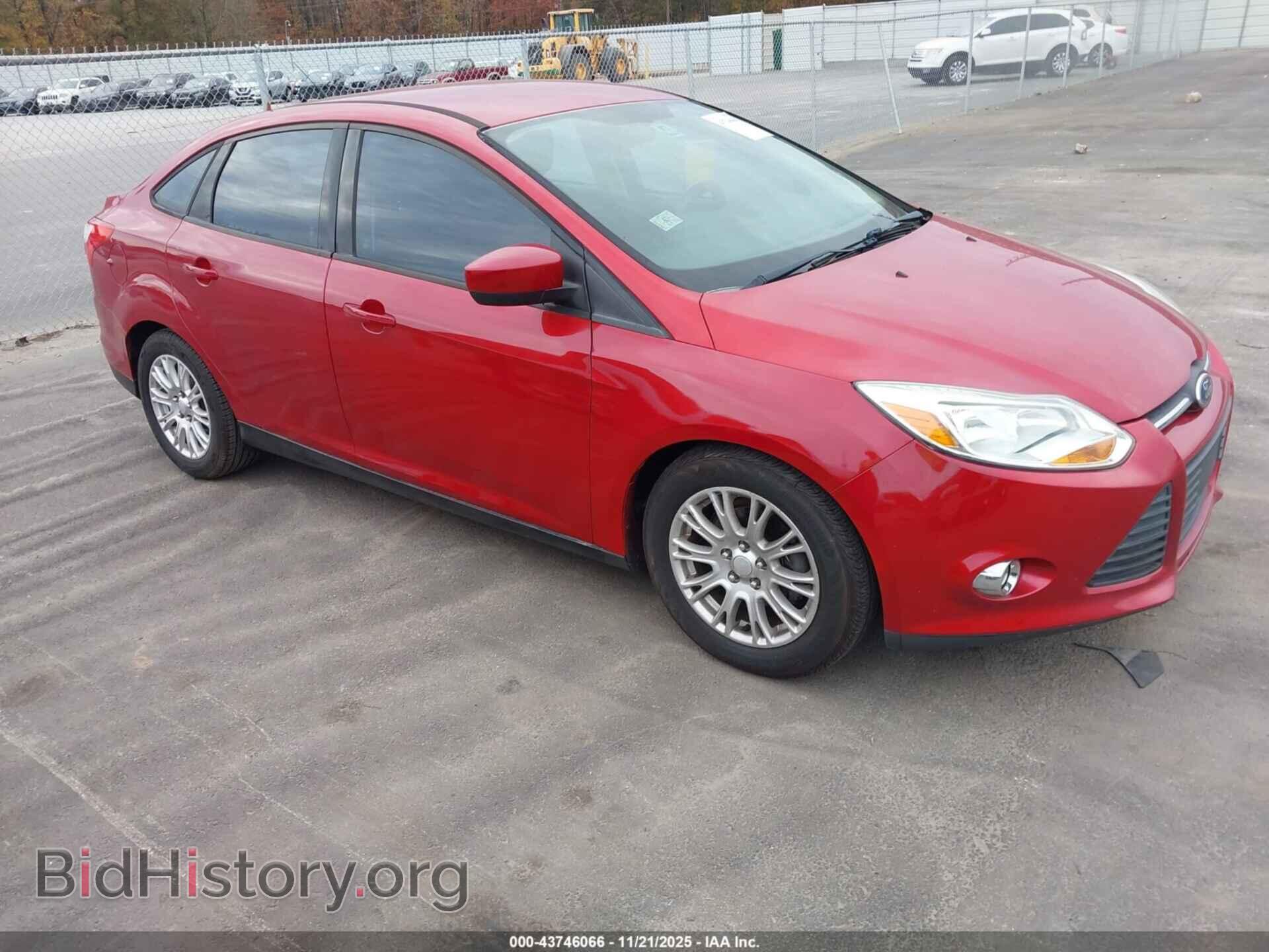 Photo 1FAHP3F2XCL246331 - FORD FOCUS 2012