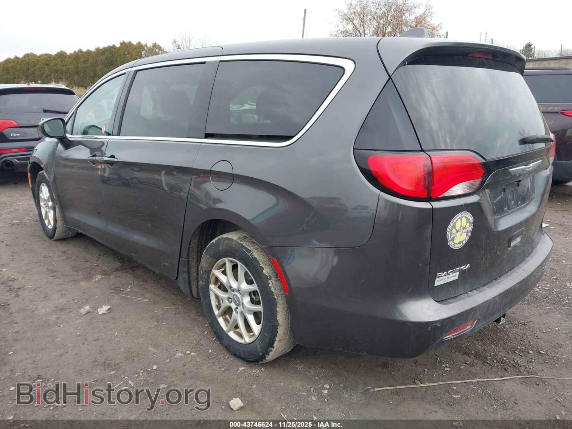 2017 CHRYSLER PACIFICA - VIN: 2C4RC1DGXHR654355 - Фото 3