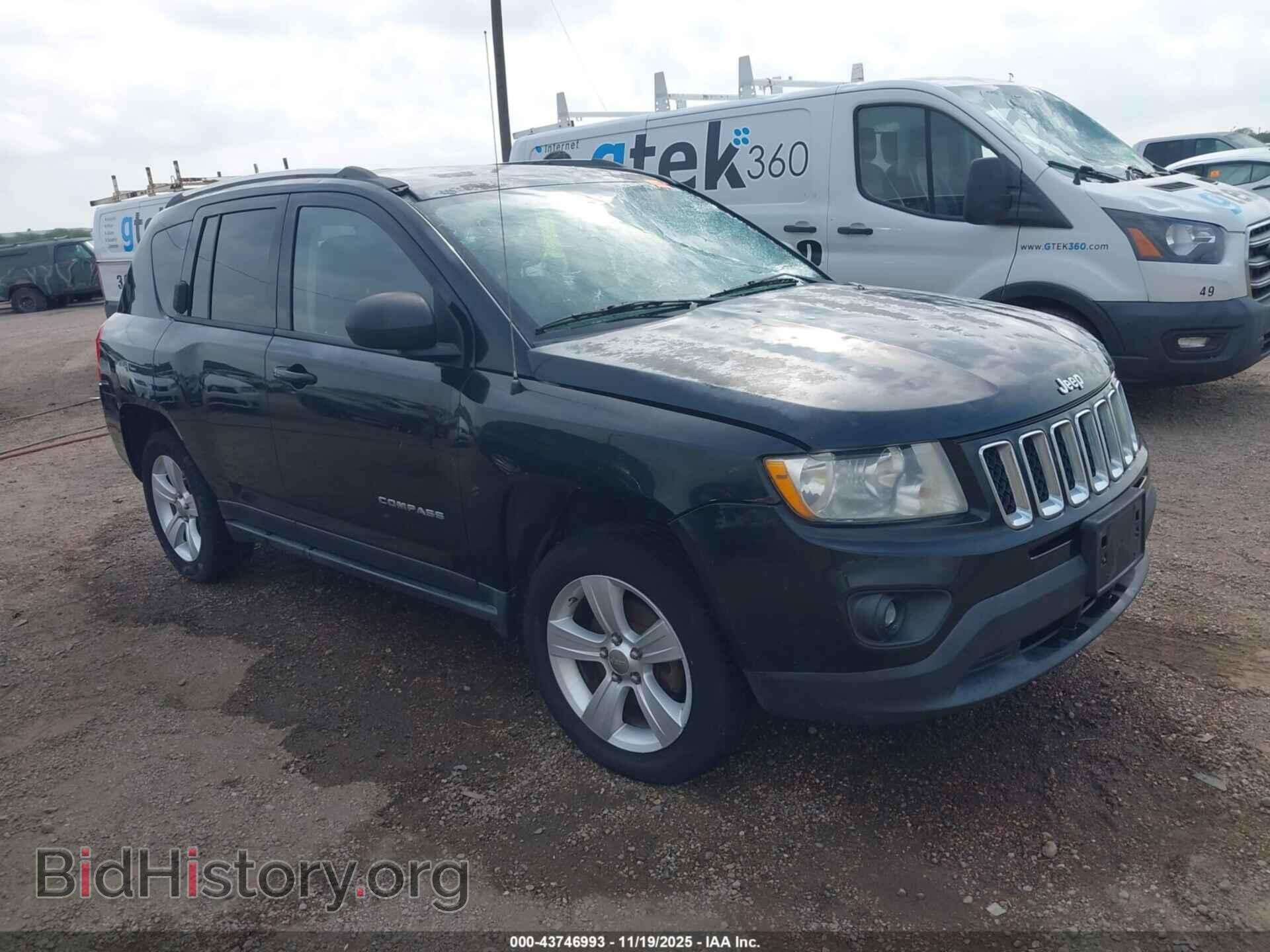 Photo 1C4NJCEB4CD666435 - JEEP COMPASS 2012