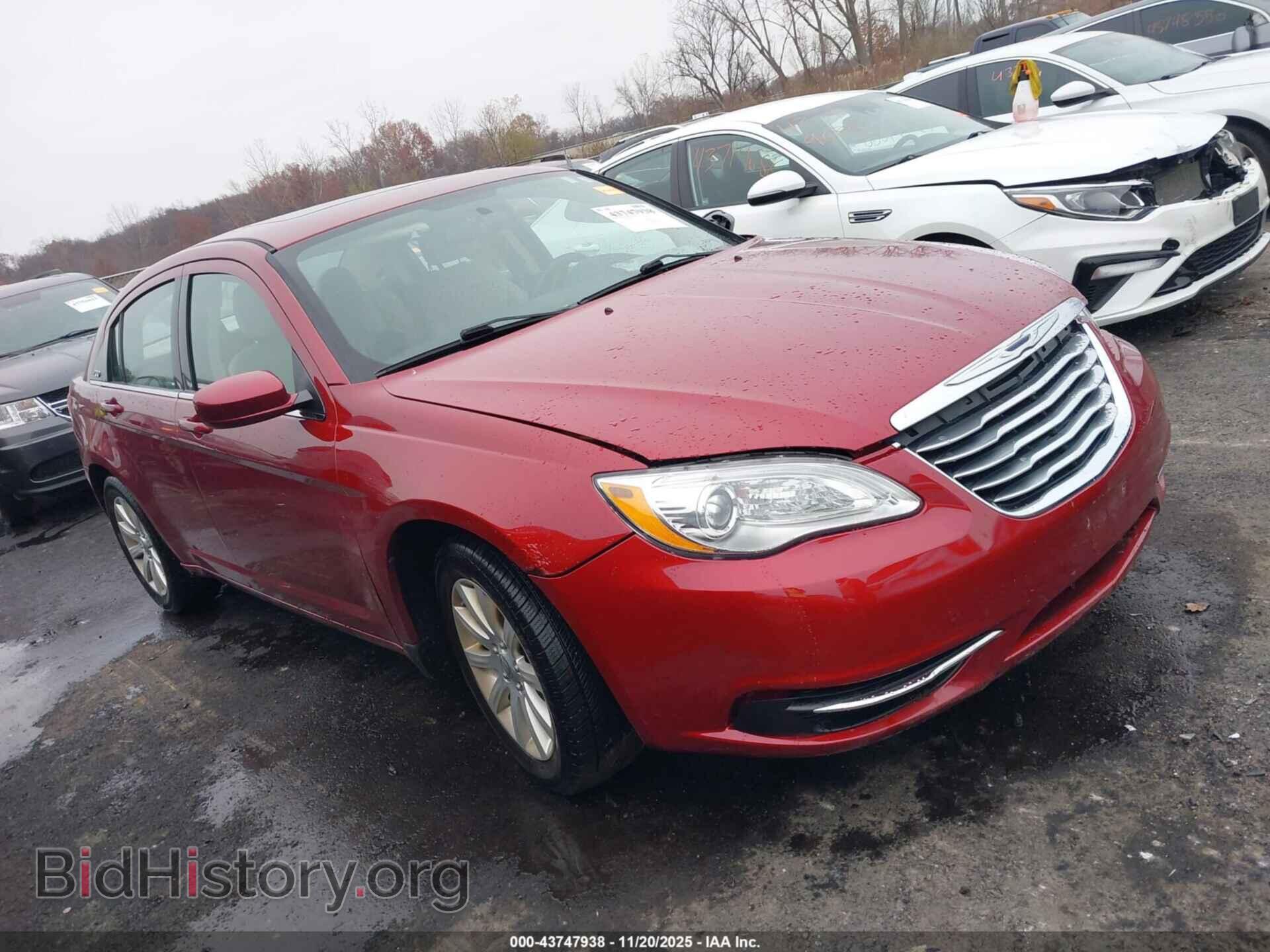 Photo 1C3BC1FB9BN503955 - CHRYSLER 200 2011