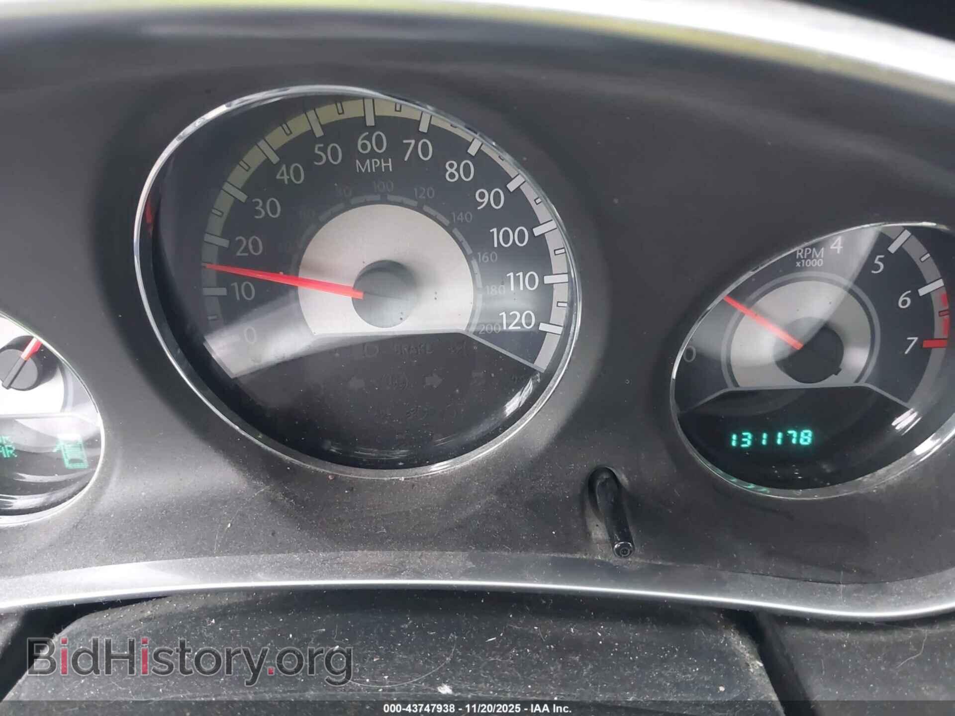 2011 CHRYSLER 200 - VIN: 1C3BC1FB9BN503955 - Фото 7