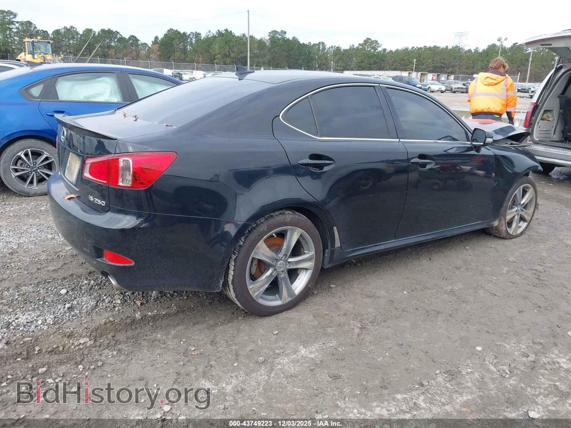 2011 LEXUS IS 250 - VIN: JTHBF5C28B5143915 - Photo 4