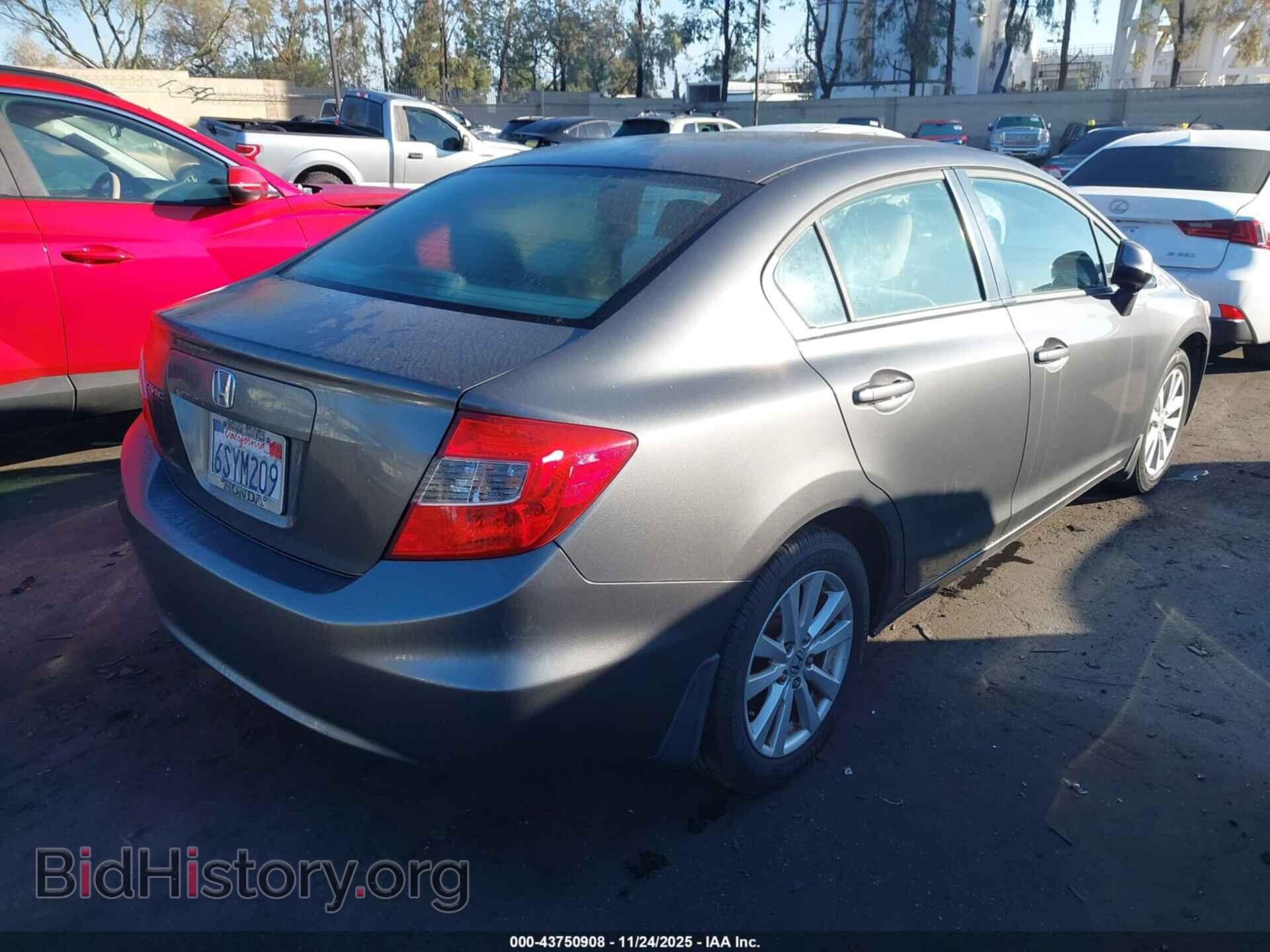 2012 HONDA CIVIC - VIN: 2HGFB2F82CH309564 - Фото 4