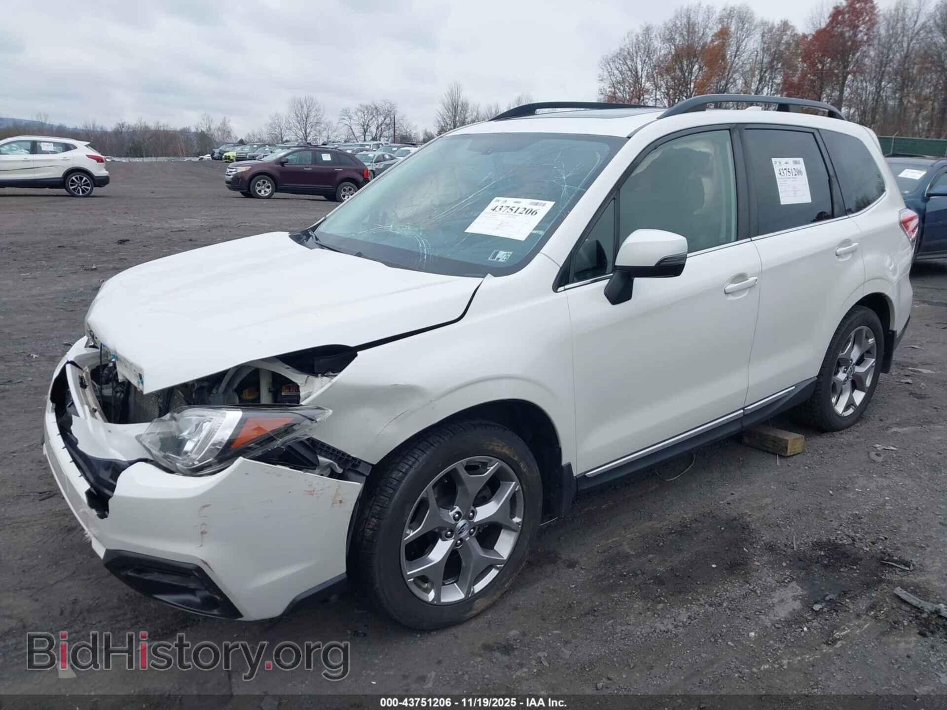 2017 SUBARU FORESTER - VIN: JF2SJATC9HH414572 - Фото 2