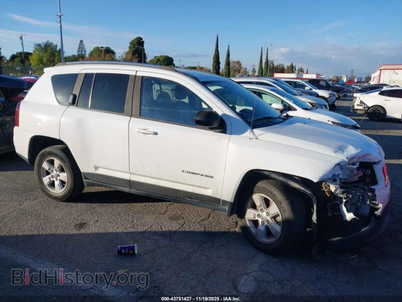 2015 Jeep COMPASS (VIN 1C4NJCBA3FD138210) — photo 13 of 16