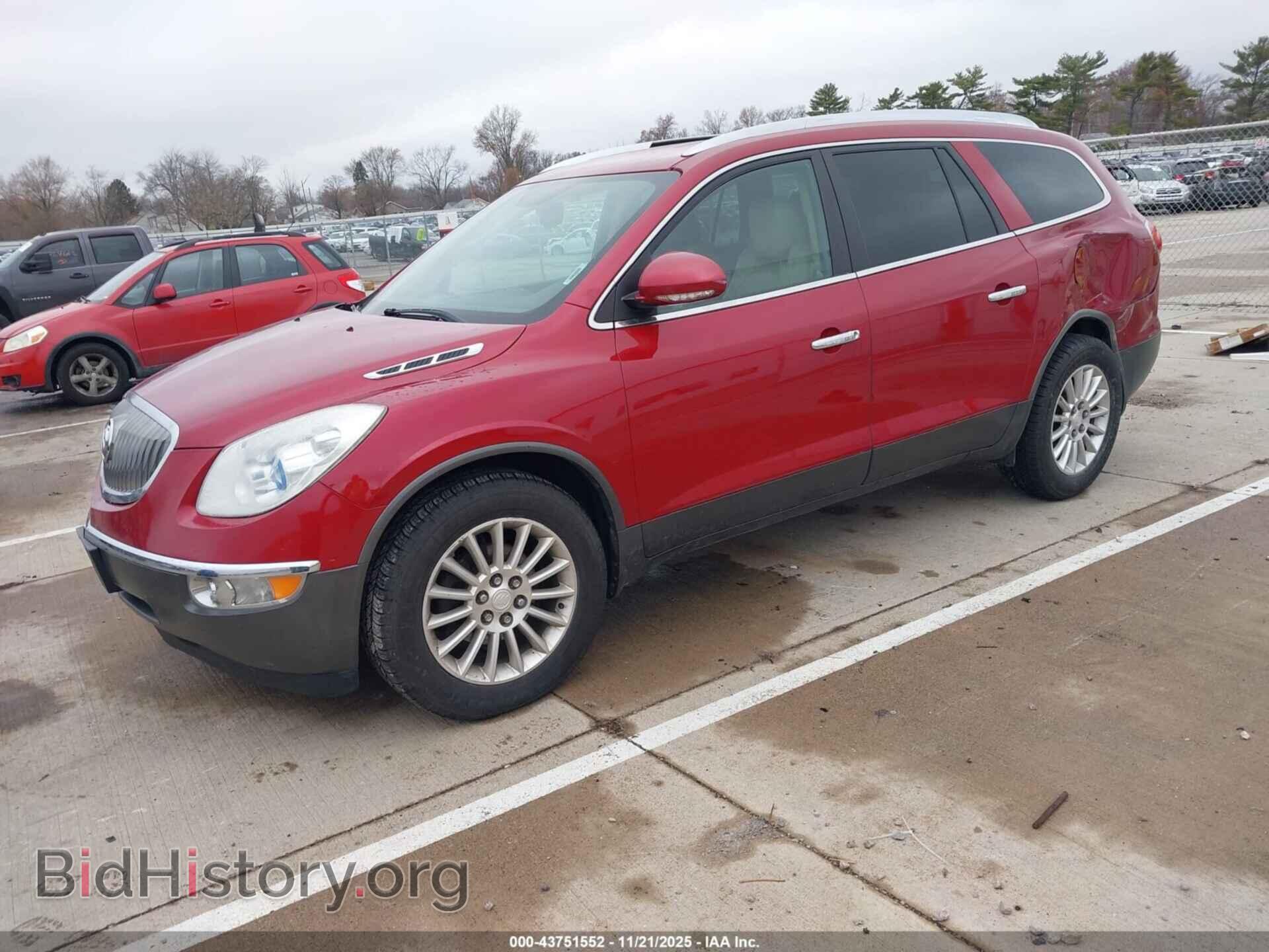 2012 BUICK ENCLAVE - VIN: 5GAKRCED4CJ191305 - Фото 2
