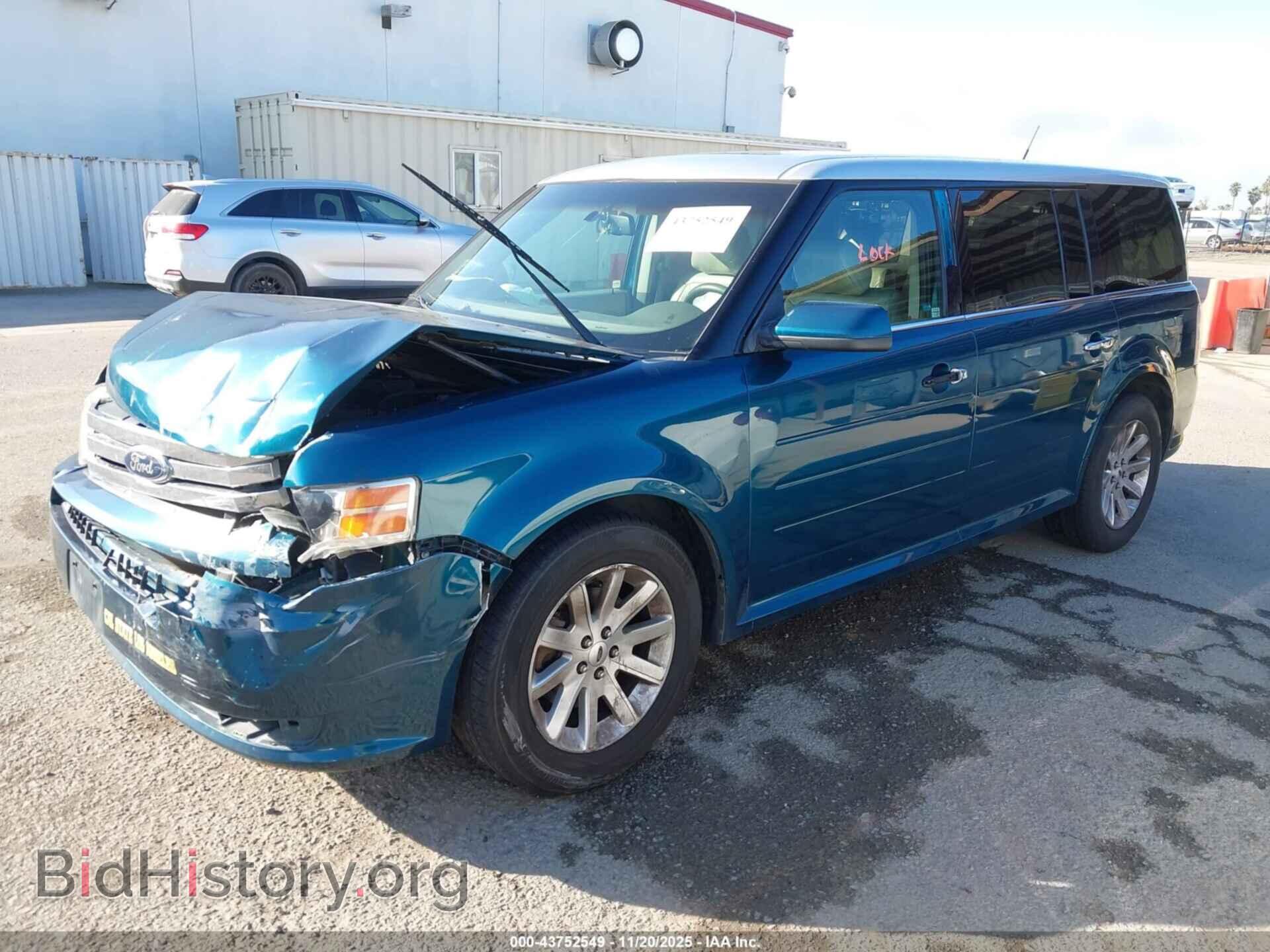 2011 FORD FLEX - VIN: 2FMGK5CC2BBD06819 - Photo 2