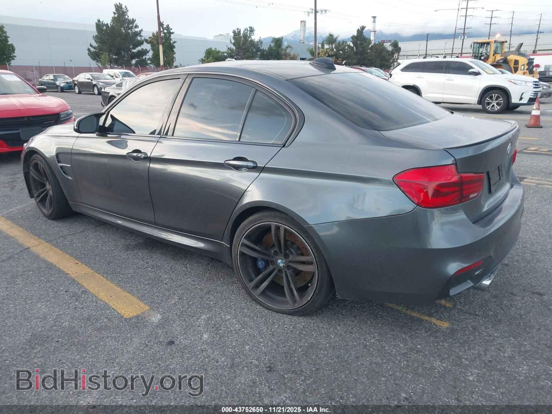 2017 BMW M3 - VIN: WBS8M9C33H5G85350 - Фото 3