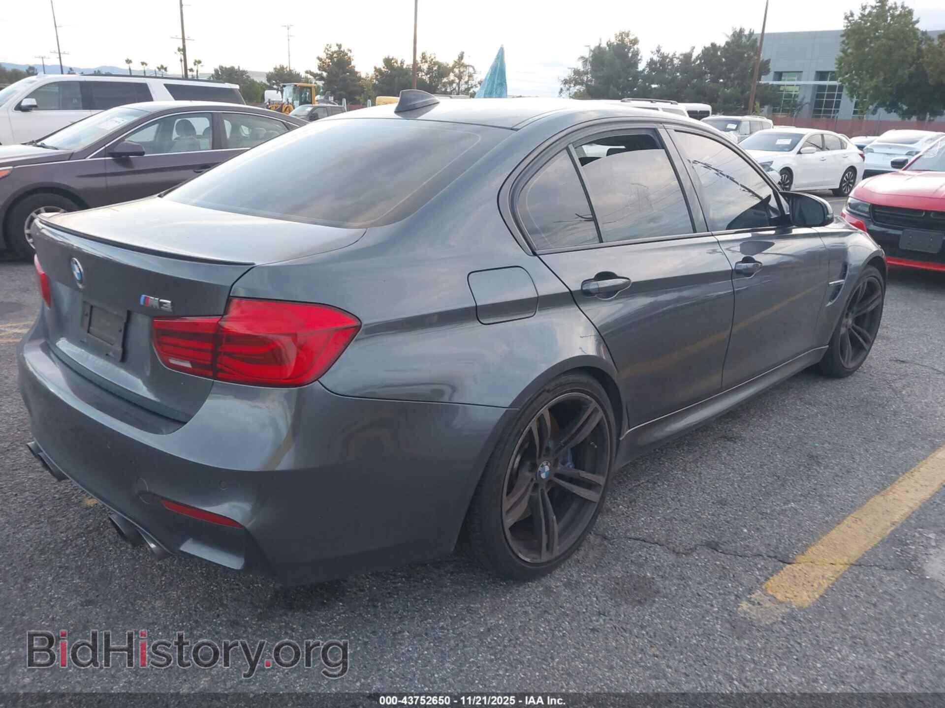 2017 BMW M3 - VIN: WBS8M9C33H5G85350 - Фото 4