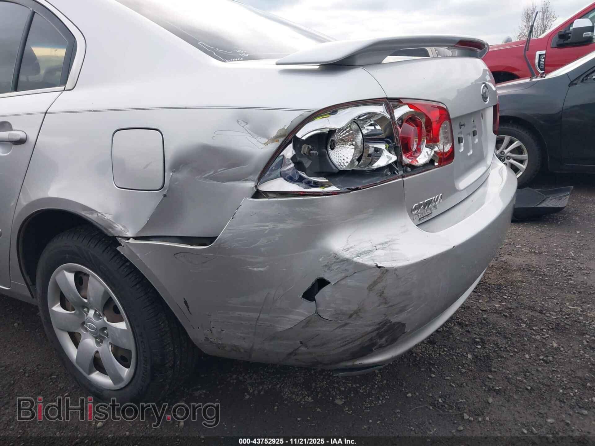 2007 KIA OPTIMA - VIN: KNAGE123275123581 - Фото 6