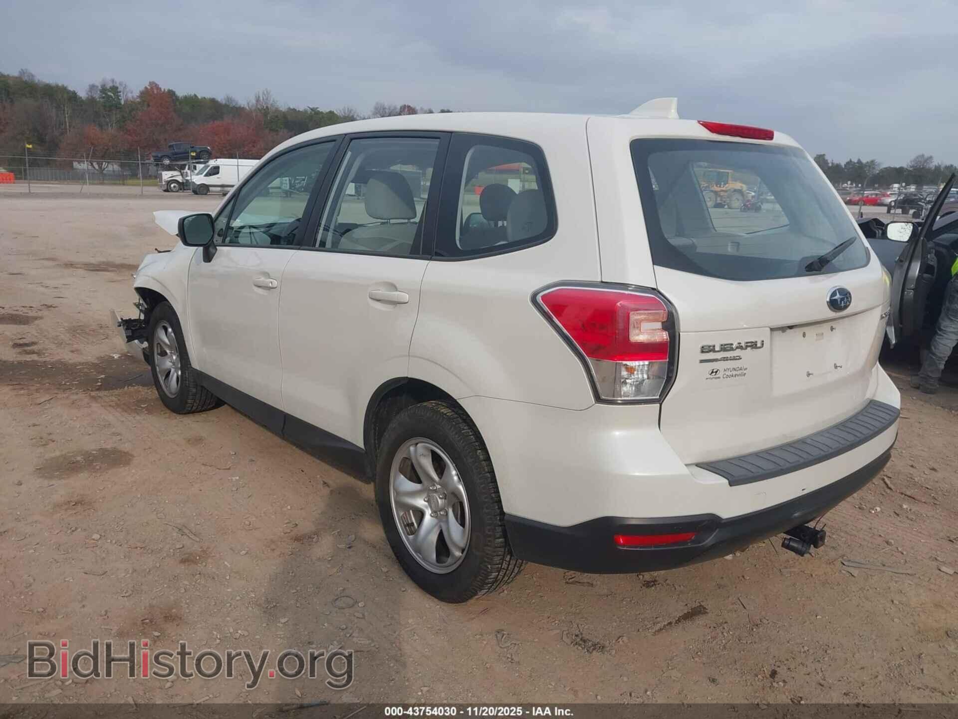 2017 SUBARU FORESTER - VIN: JF2SJAAC3HH437204 - Фото 3