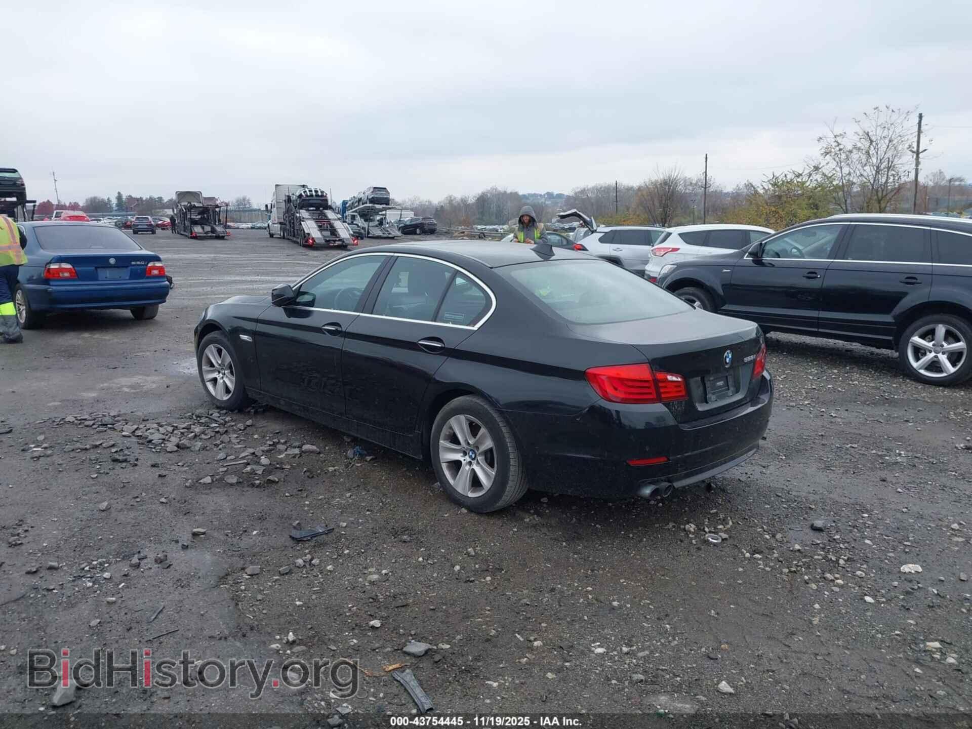 2012 BMW 528I - VIN: WBAXG5C51CDW85506 - Фото 3