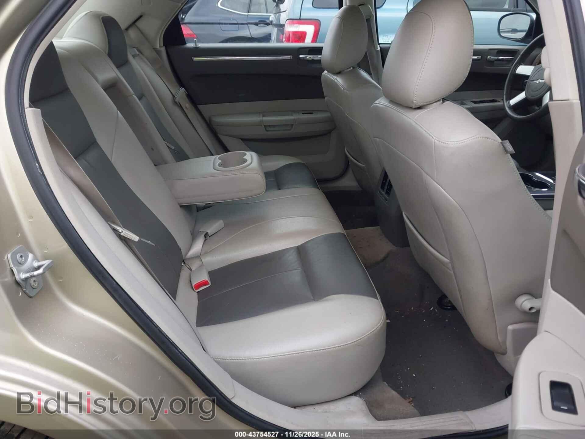 2008 CHRYSLER 300 - VIN: 2C3LA53G78H268443 - Фото 8