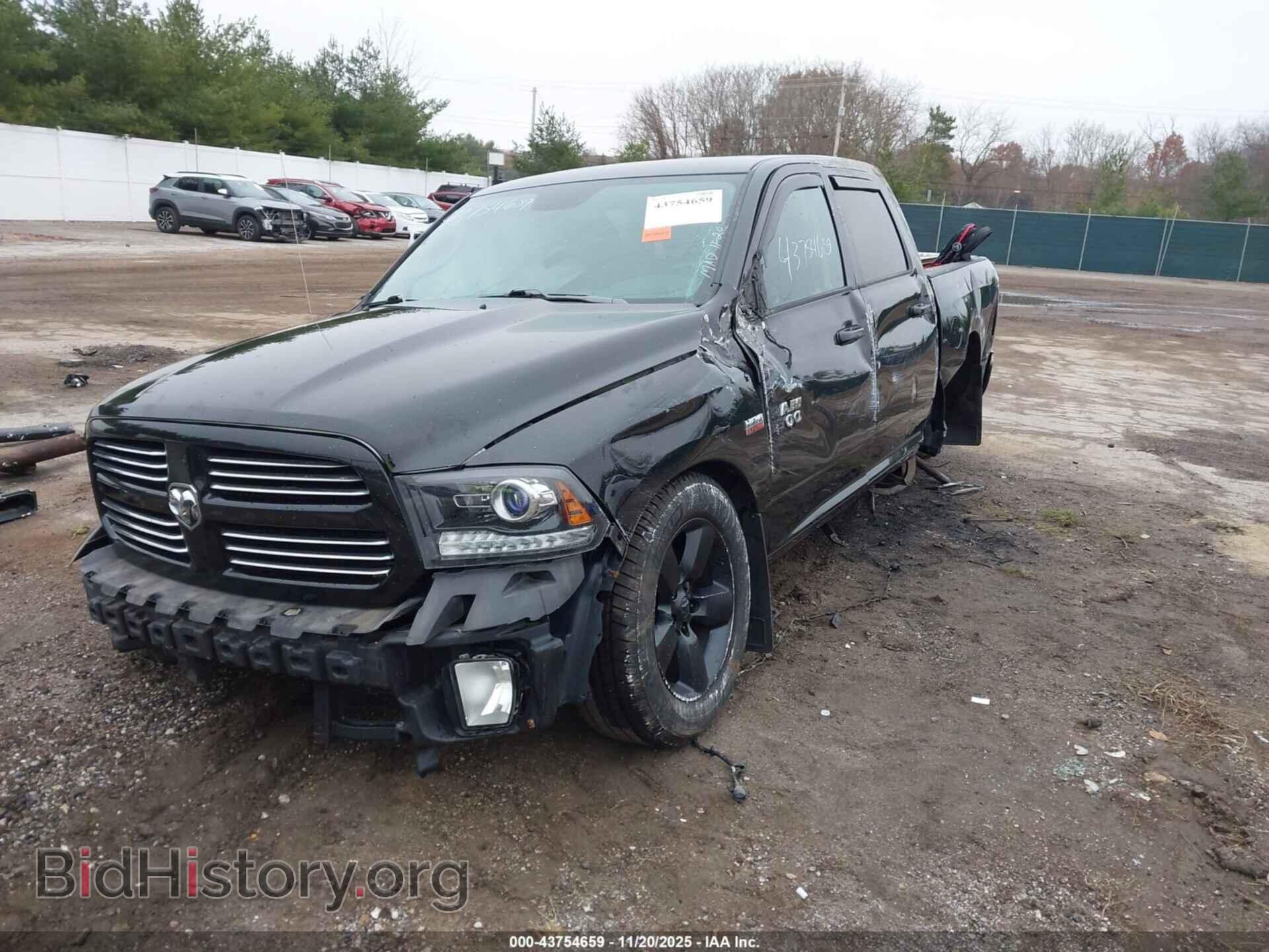 2017 RAM 1500 - VIN: 1C6RR7MT5HS624782 - Фото 2