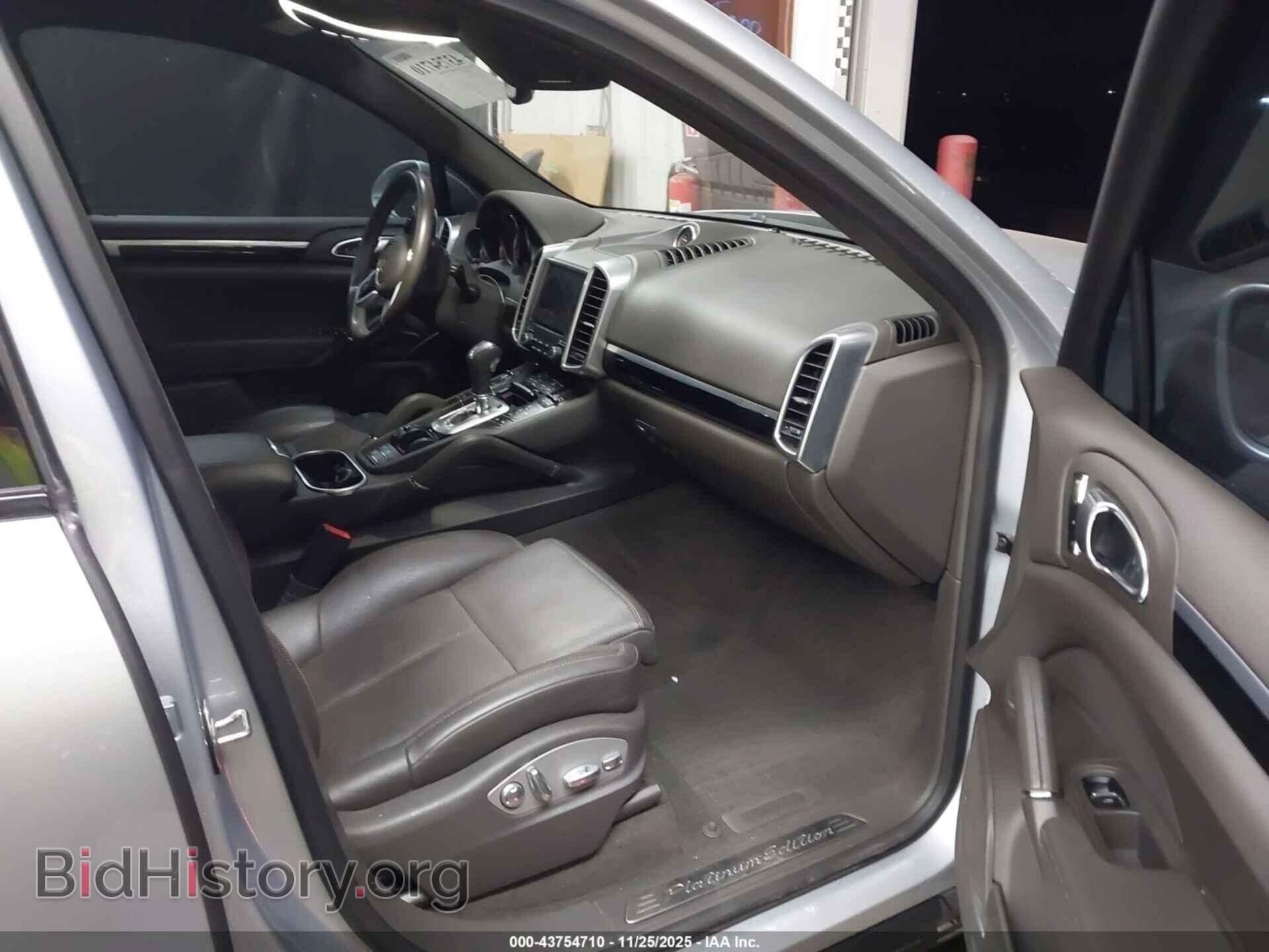 2017 PORSCHE CAYENNE - VIN: WP1AA2A21HKA86673 - Фото 5