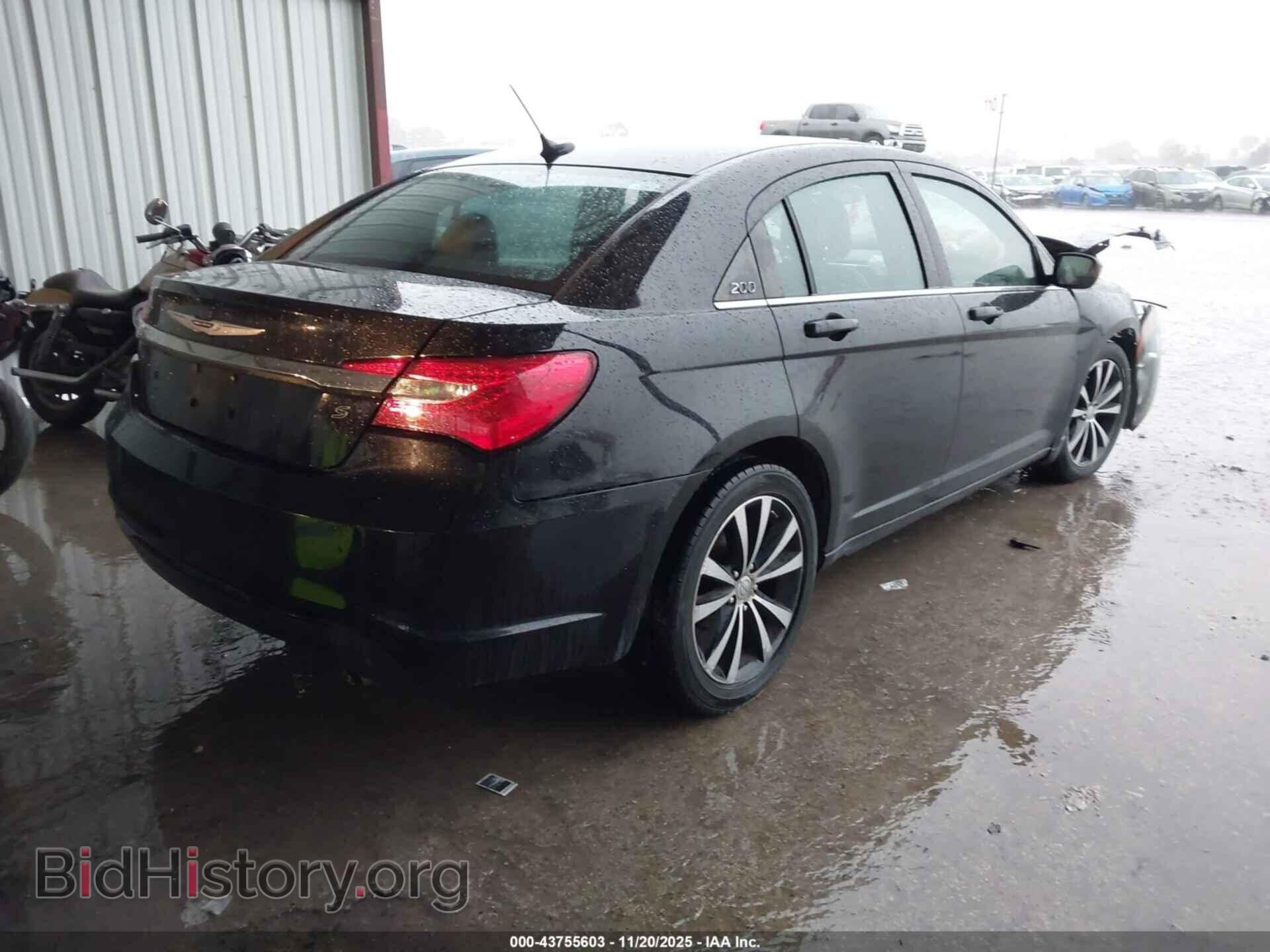 2013 CHRYSLER 200 - VIN: 1C3CCBCG8DN593452 - Фото 4