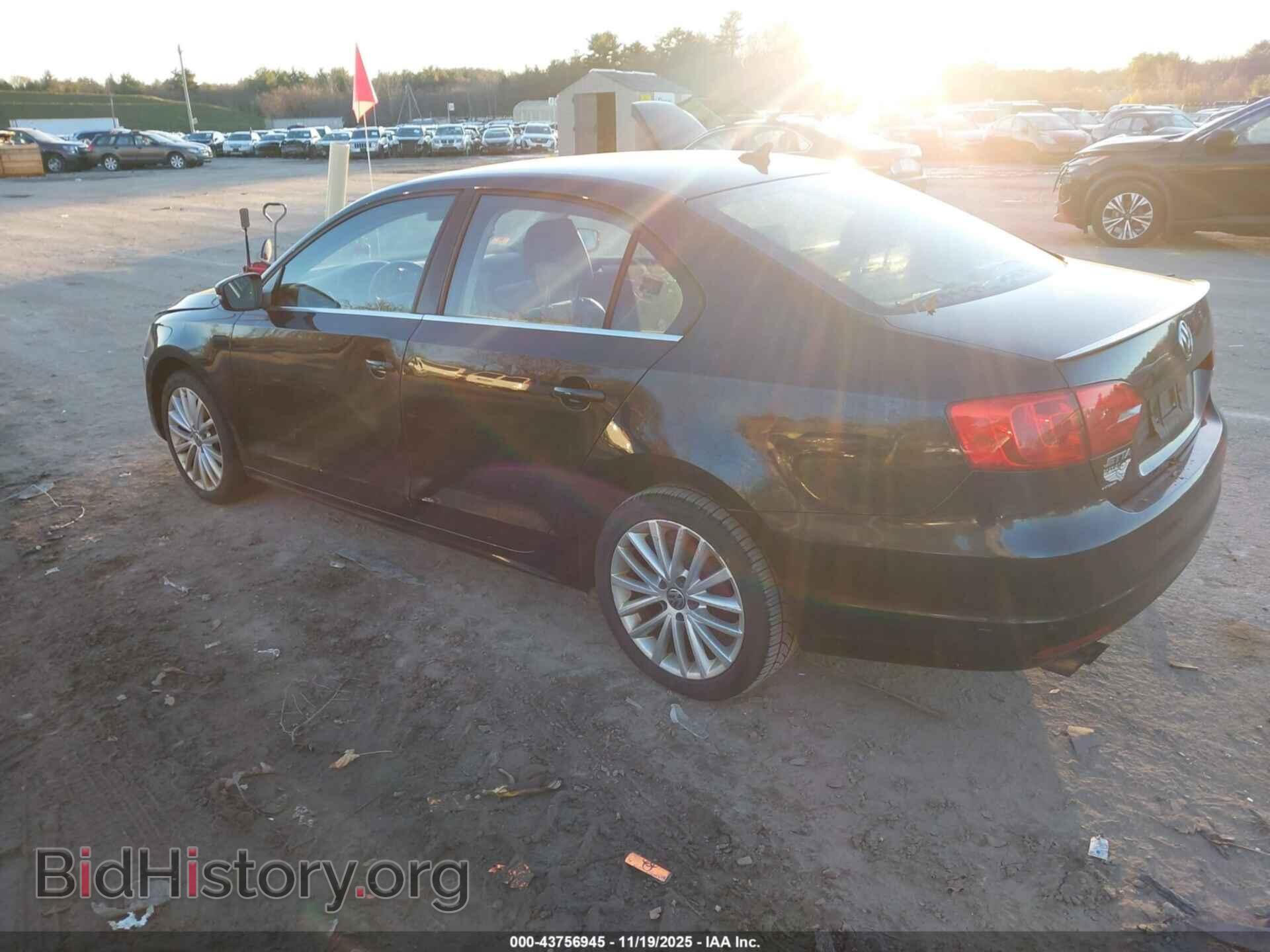 2014 VOLKSWAGEN JETTA - VIN: 3VWLL7AJ9EM444564 - Фото 3