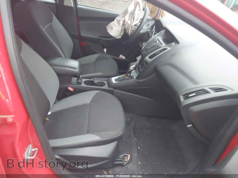 2014 Ford FOCUS (VIN 1FADP3F28EL158945) — photo 5 of 17