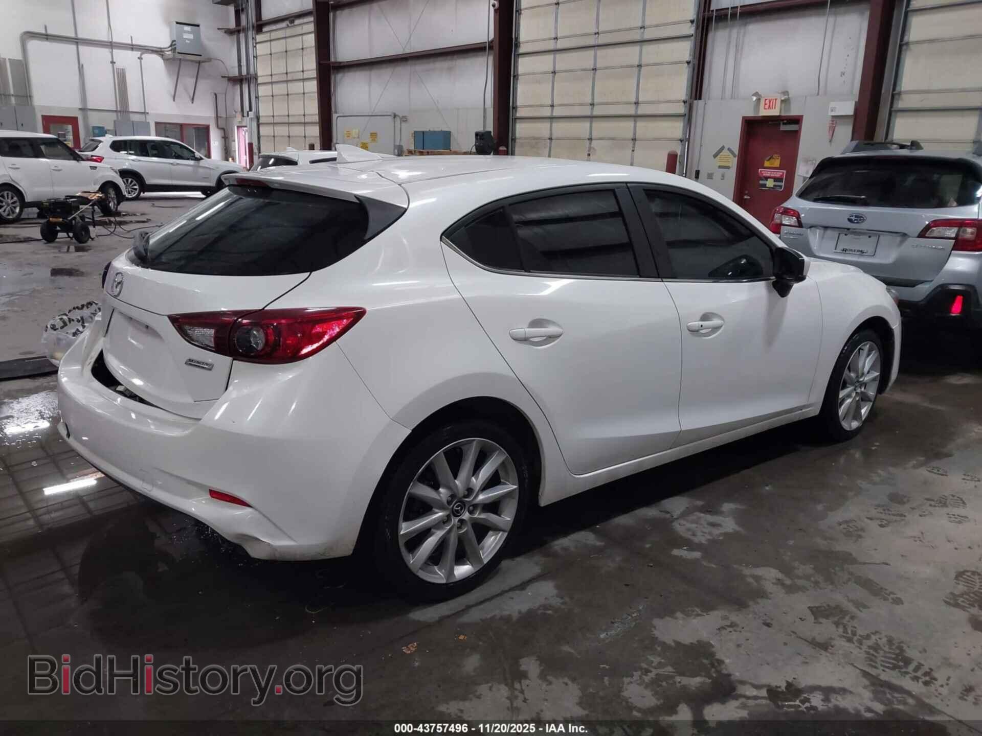 2017 MAZDA MAZDA3 - VIN: JM1BN1M36H1117155 - Фото 4