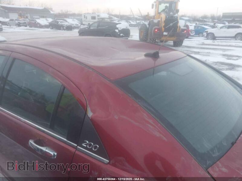 2013 Chrysler 200 (VIN 1C3CCBCG4DN586689) — photo 6 of 16