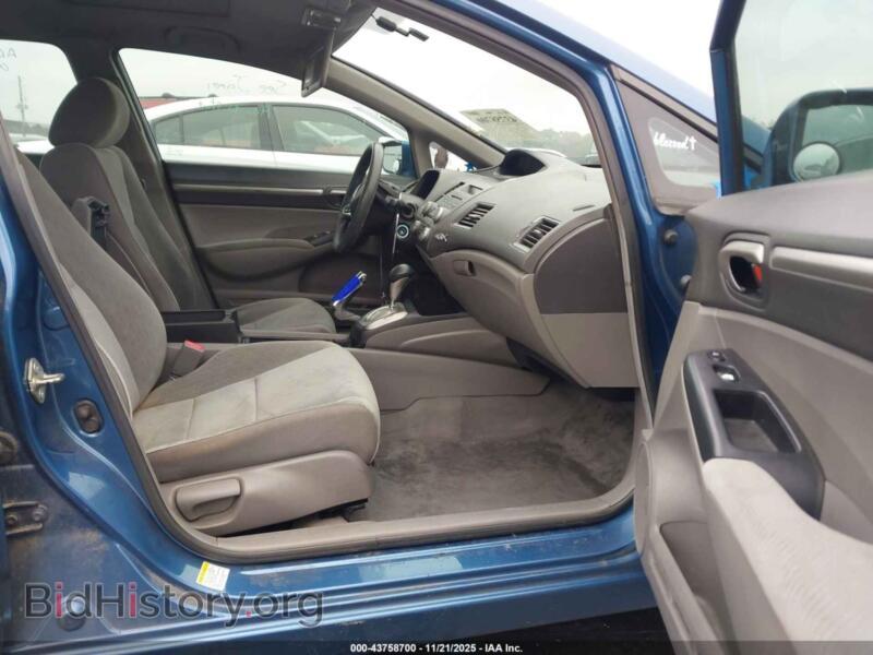 2010 Honda CIVIC (VIN 19XFA1F88AE081736) — photo 5 of 17