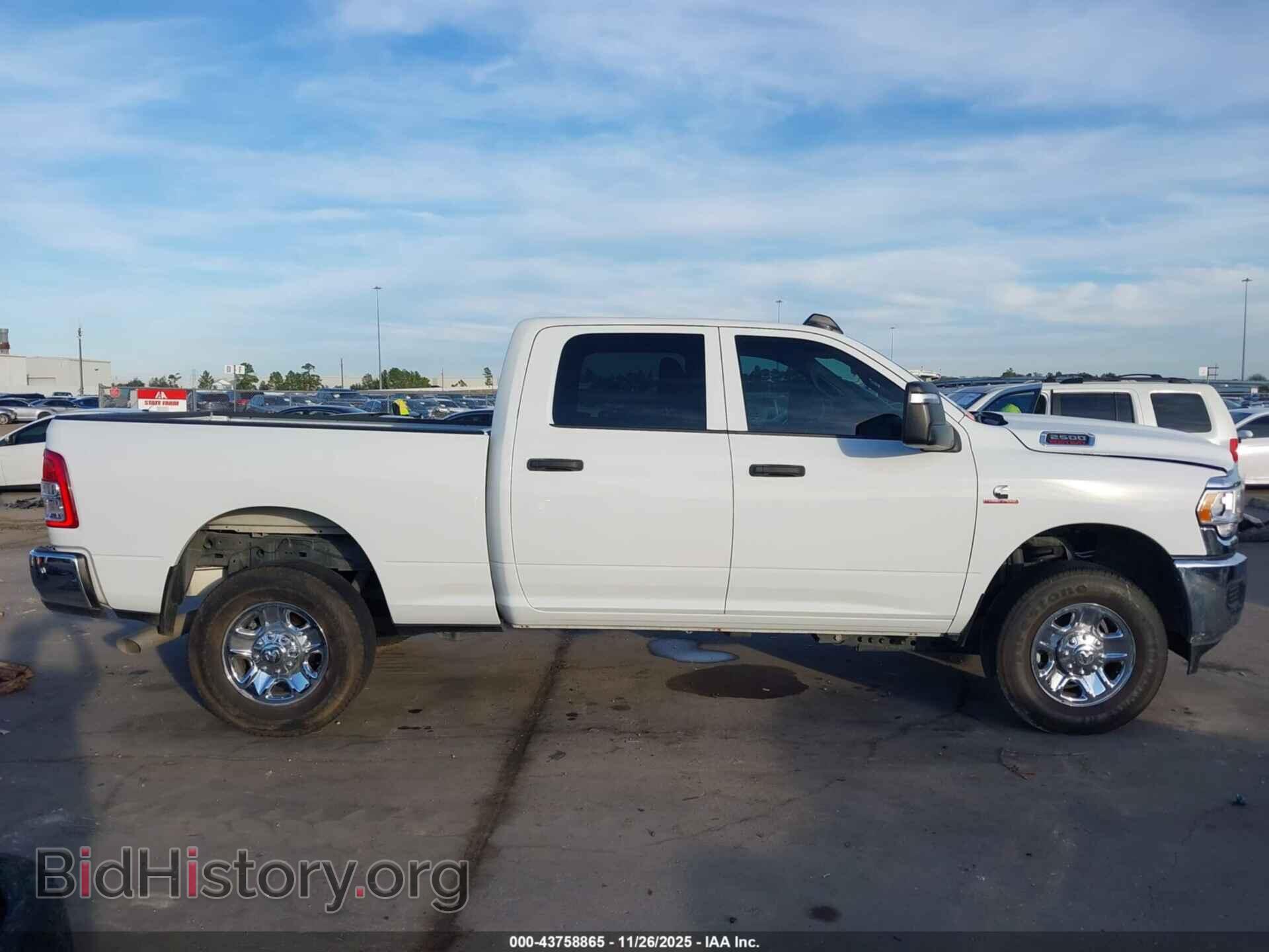 2024 RAM 2500 - VIN: 3C6UR5CL9RG349667 - Фото 12