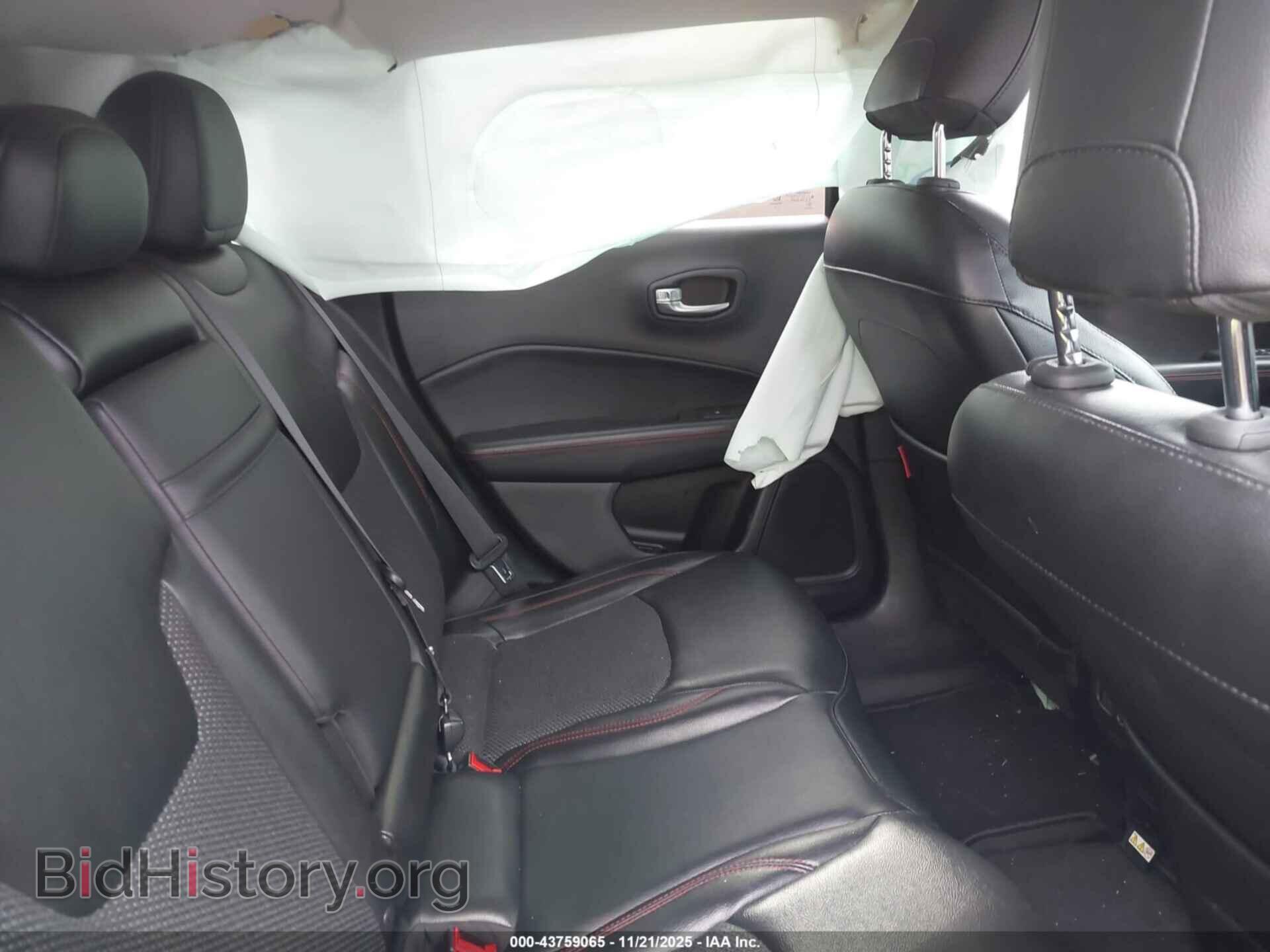 2018 JEEP COMPASS - VIN: 3C4NJDDB3JT442071 - Фото 8