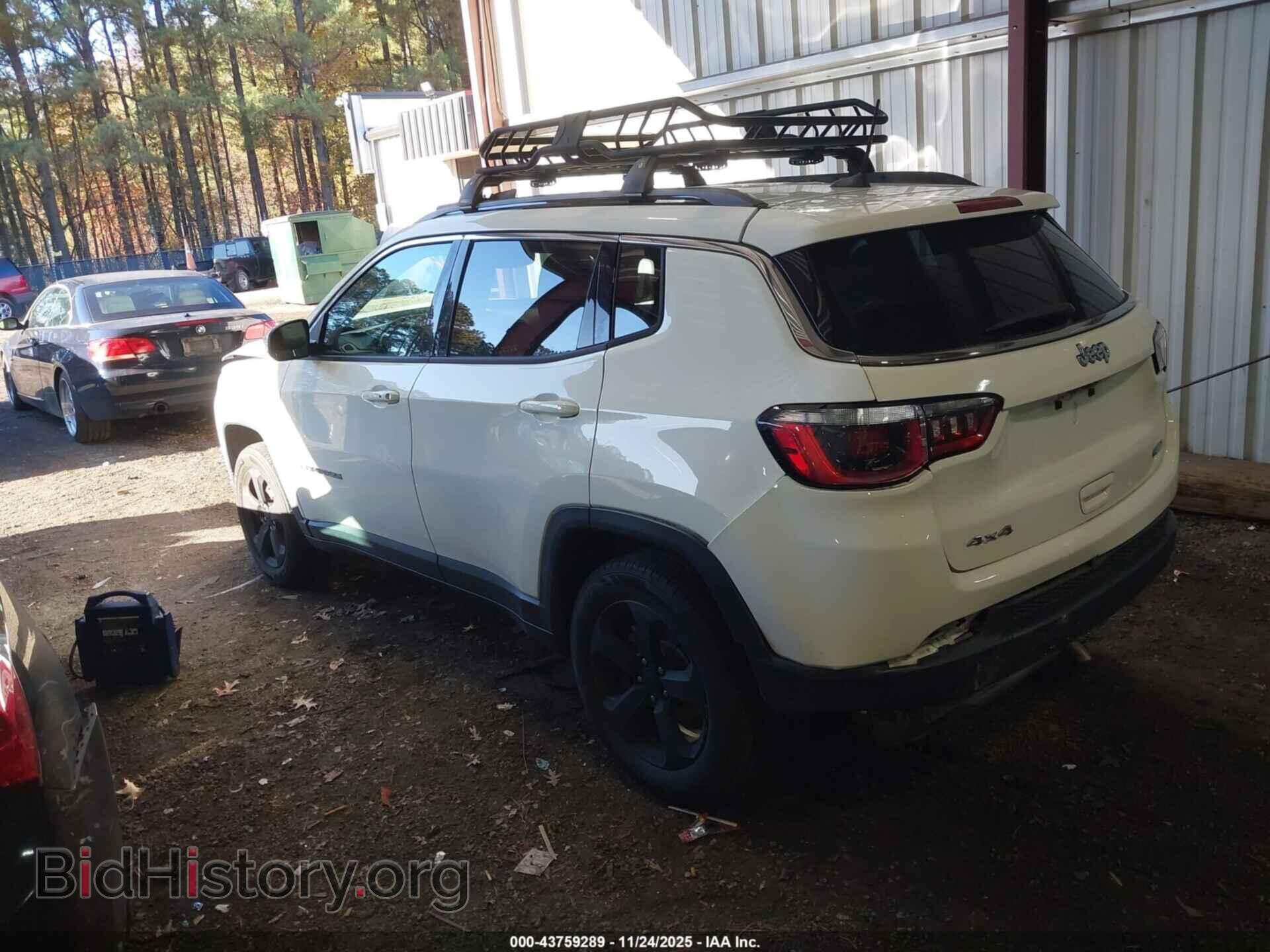 2018 JEEP COMPASS - VIN: 3C4NJDBB0JT366182 - Фото 3