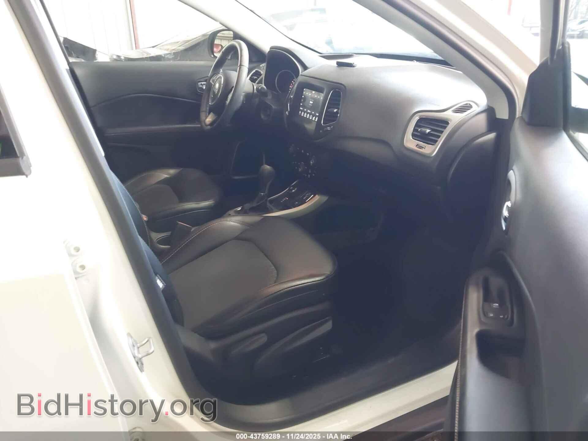 2018 JEEP COMPASS - VIN: 3C4NJDBB0JT366182 - Фото 5