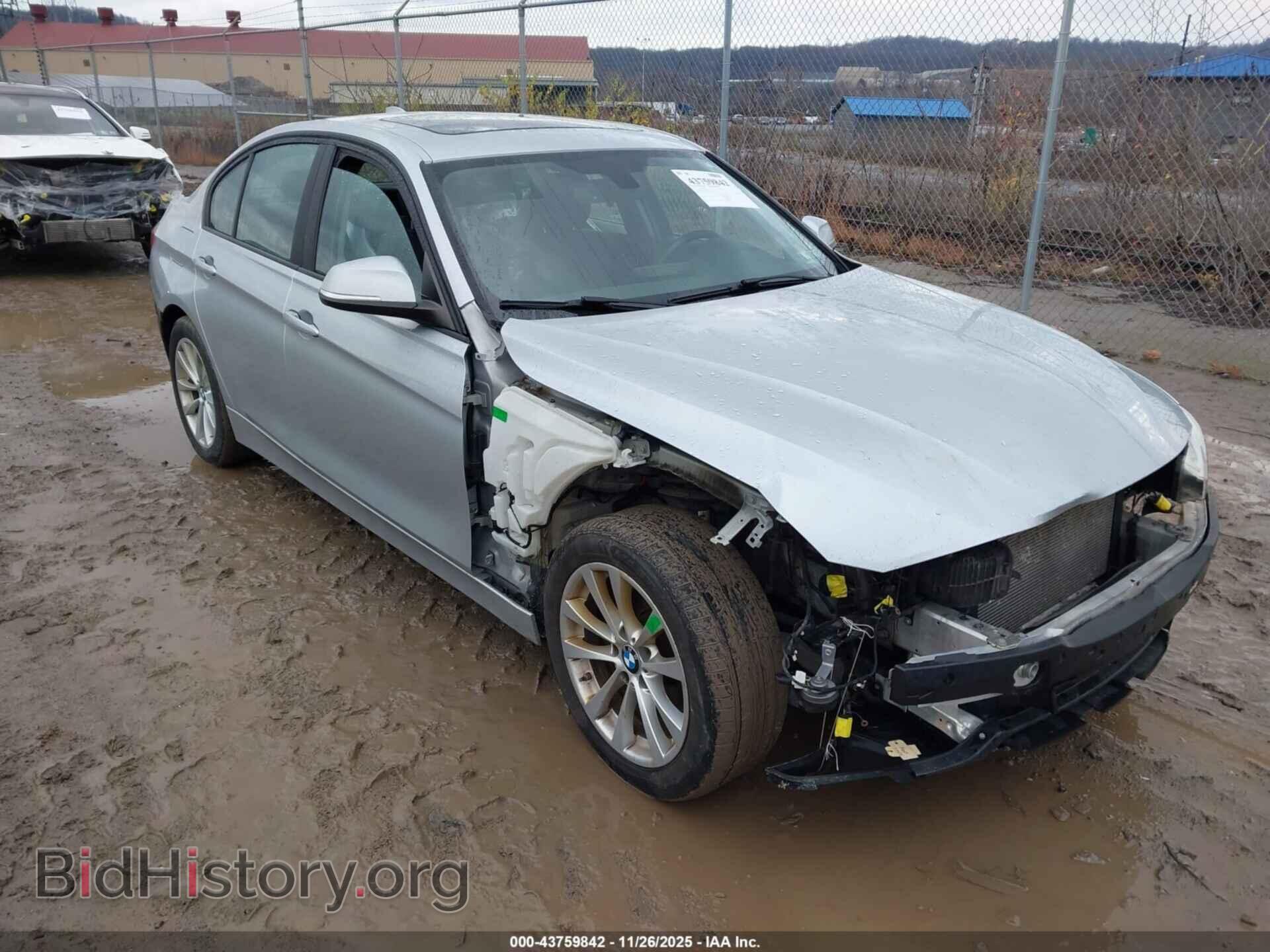 Photo WBA8E5G58GNU19131 - BMW 320I 2016