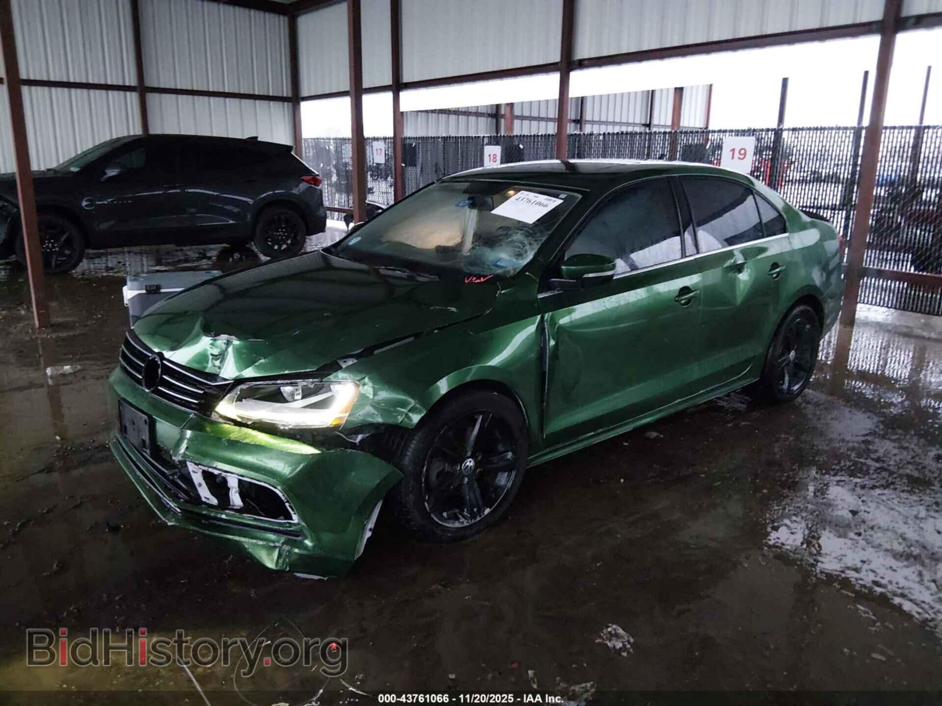 2017 VOLKSWAGEN JETTA - VIN: 3VWDB7AJ7HM320630 - Фото 2