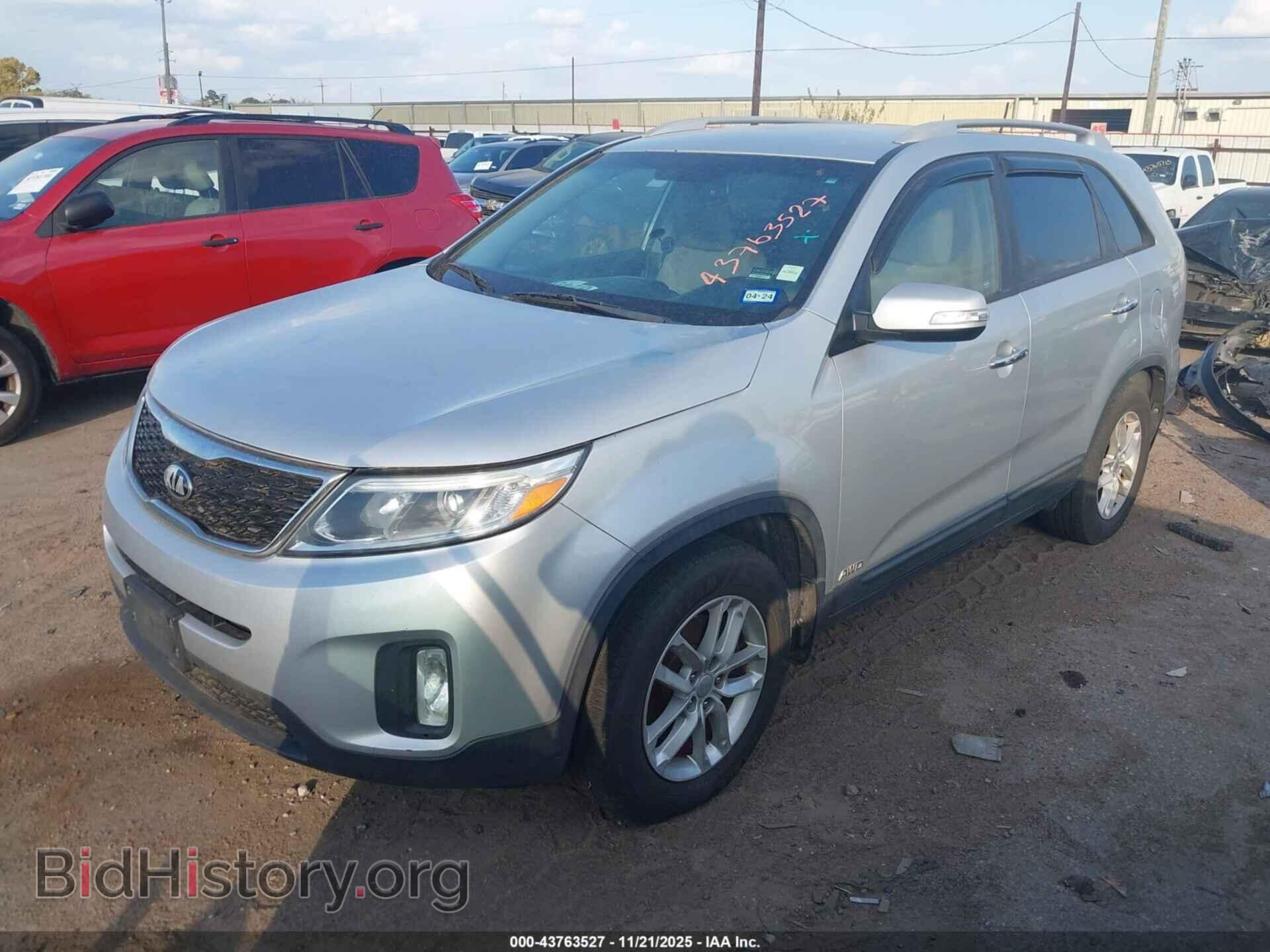 2014 KIA SORENTO - VIN: 5XYKTCA65E6544533 - Фото 2