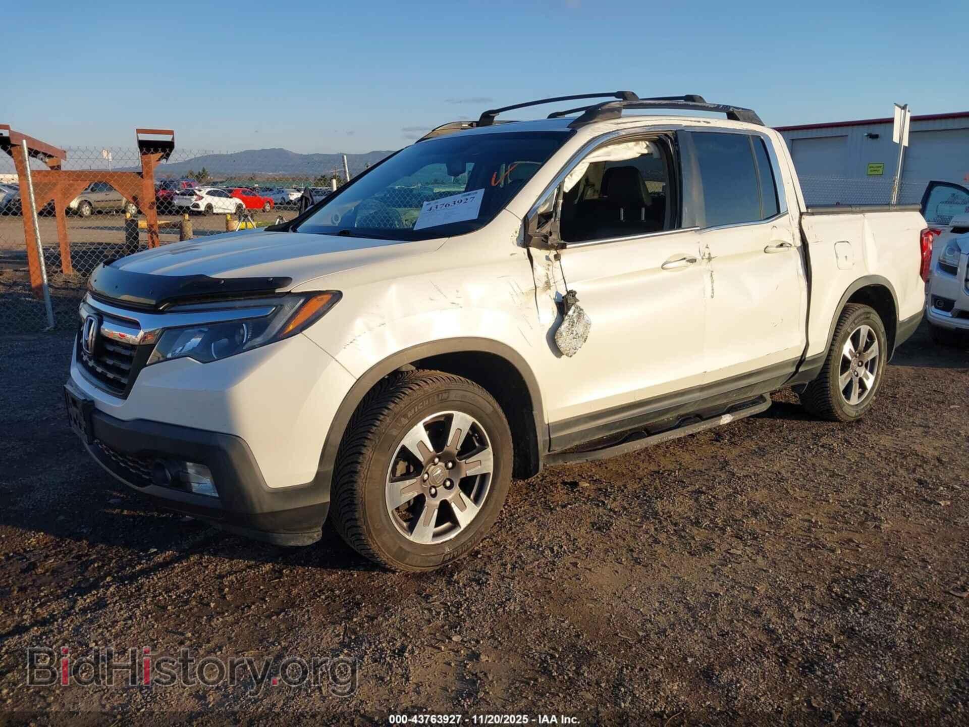 2017 HONDA RIDGELINE - VIN: 5FPYK3F63HB001898 - Фото 2